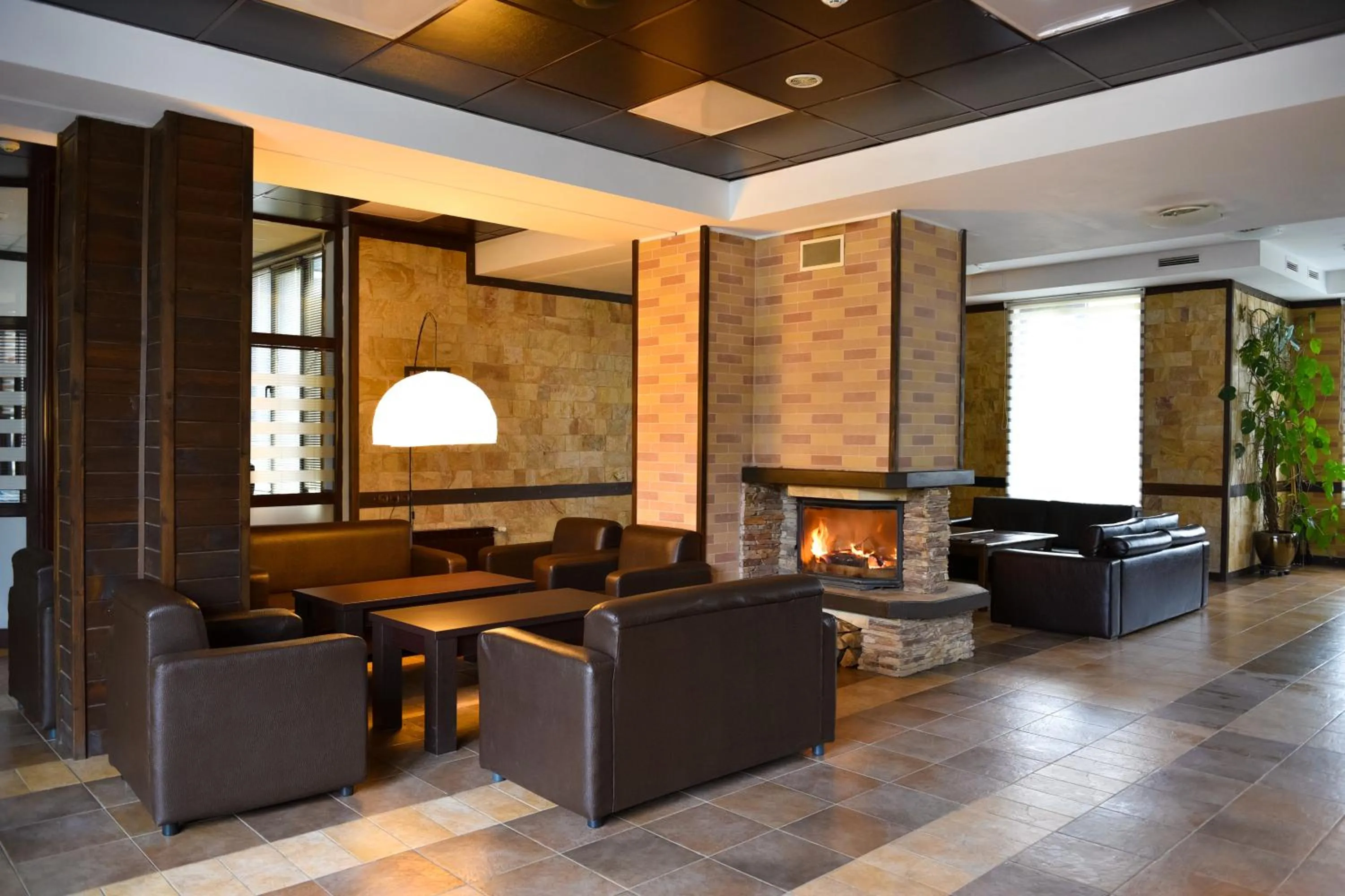 Lobby or reception in Royal Bansko - Family Apart Hotel With All Inclusive Light or HB&Drinks and Hot Pool & Jacuzzis