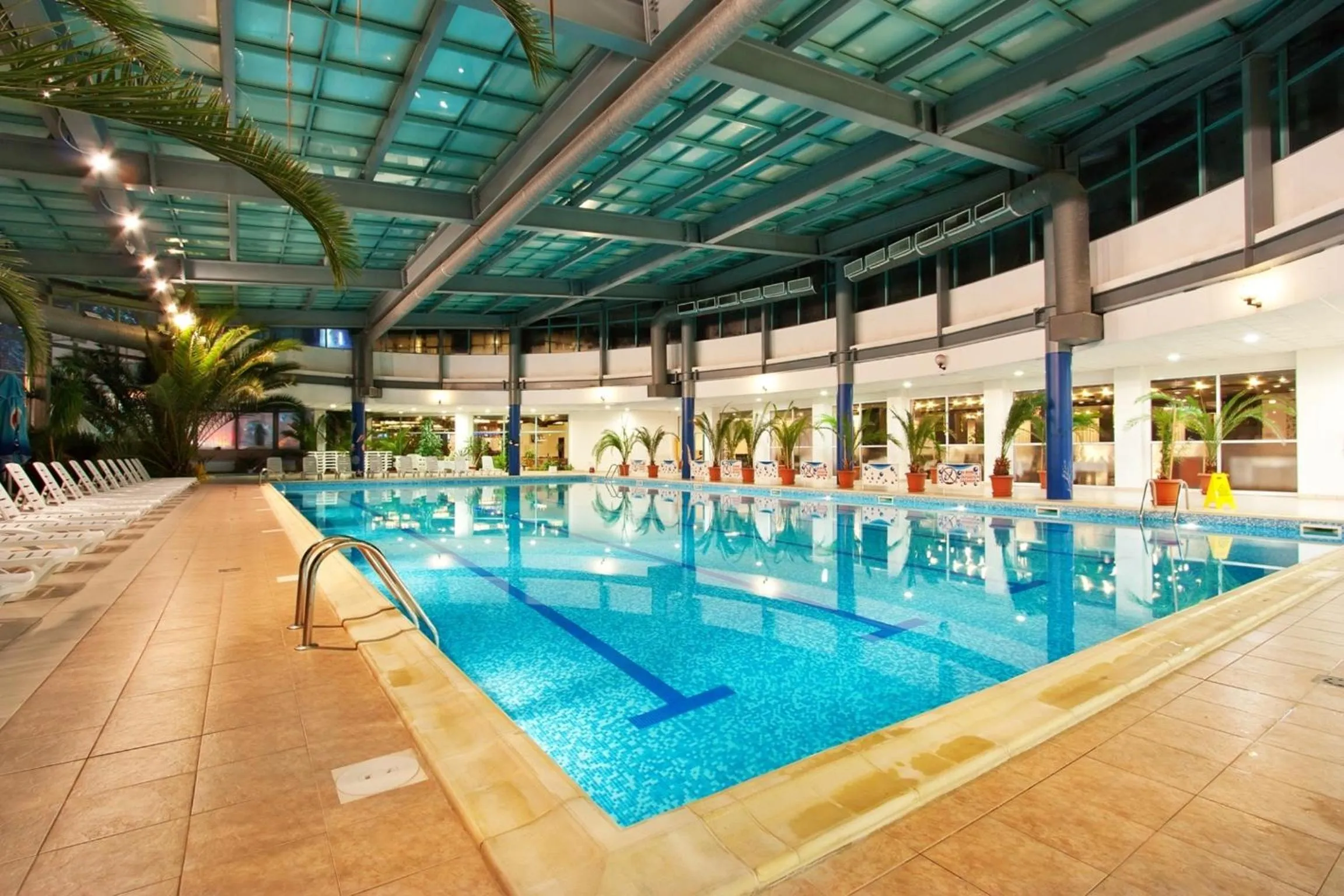 Swimming pool in Rila Hotel Borovets