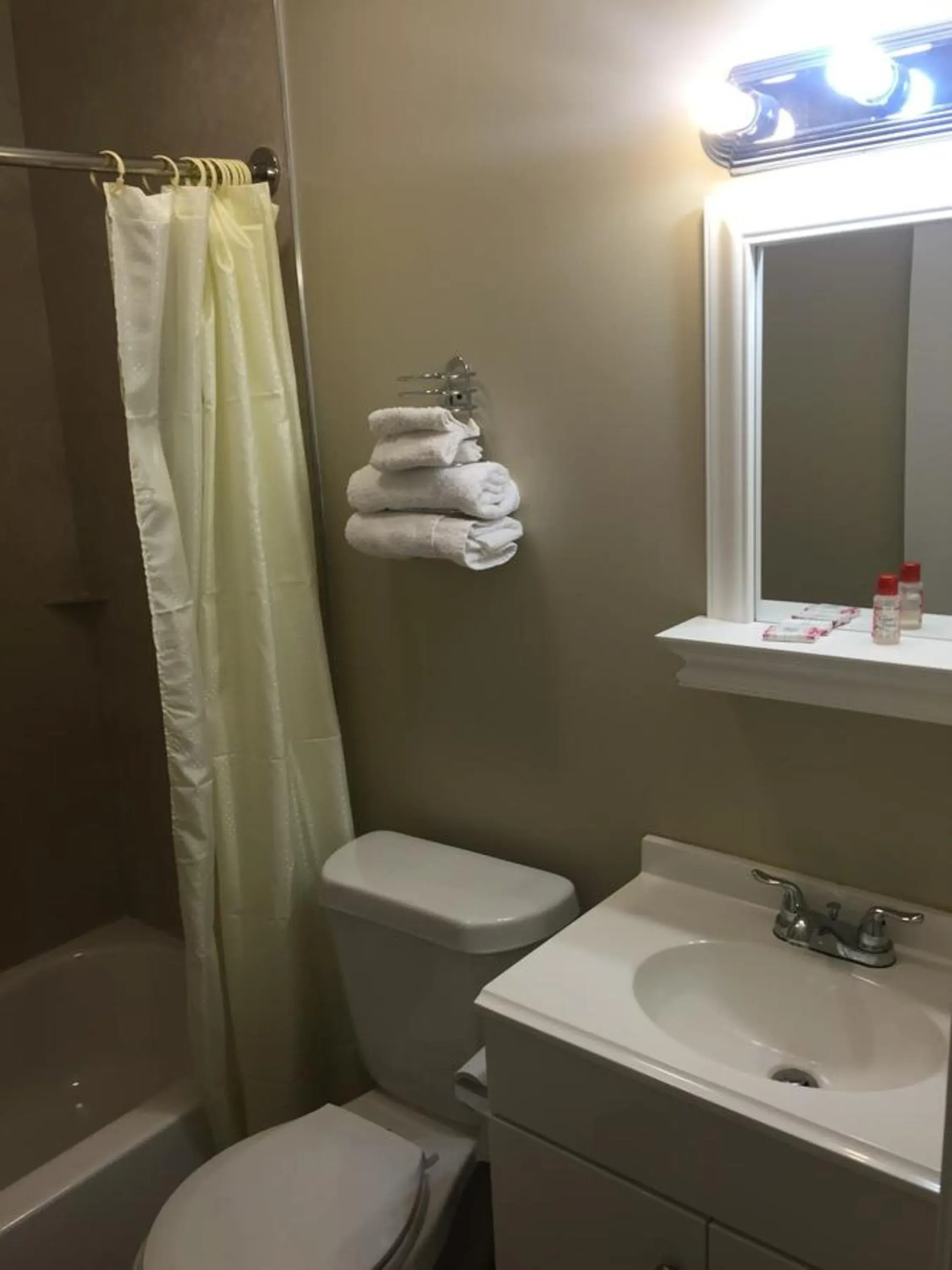 Scottish Inn and Suites - Bensalem-Philadelphia Scottish Inn and Suites - Bensalem-Philadelphia