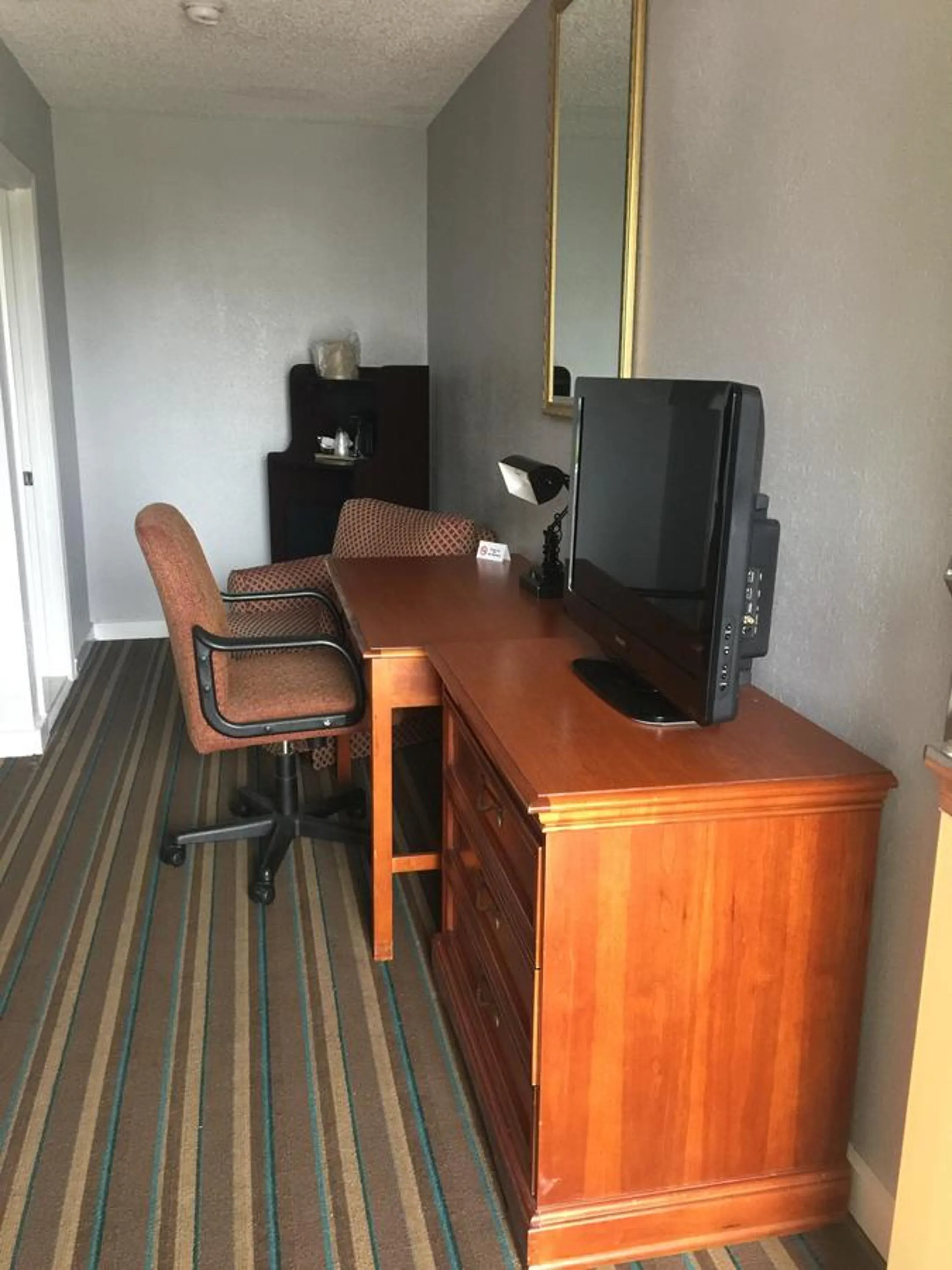 Scottish Inn and Suites - Bensalem-Philadelphia