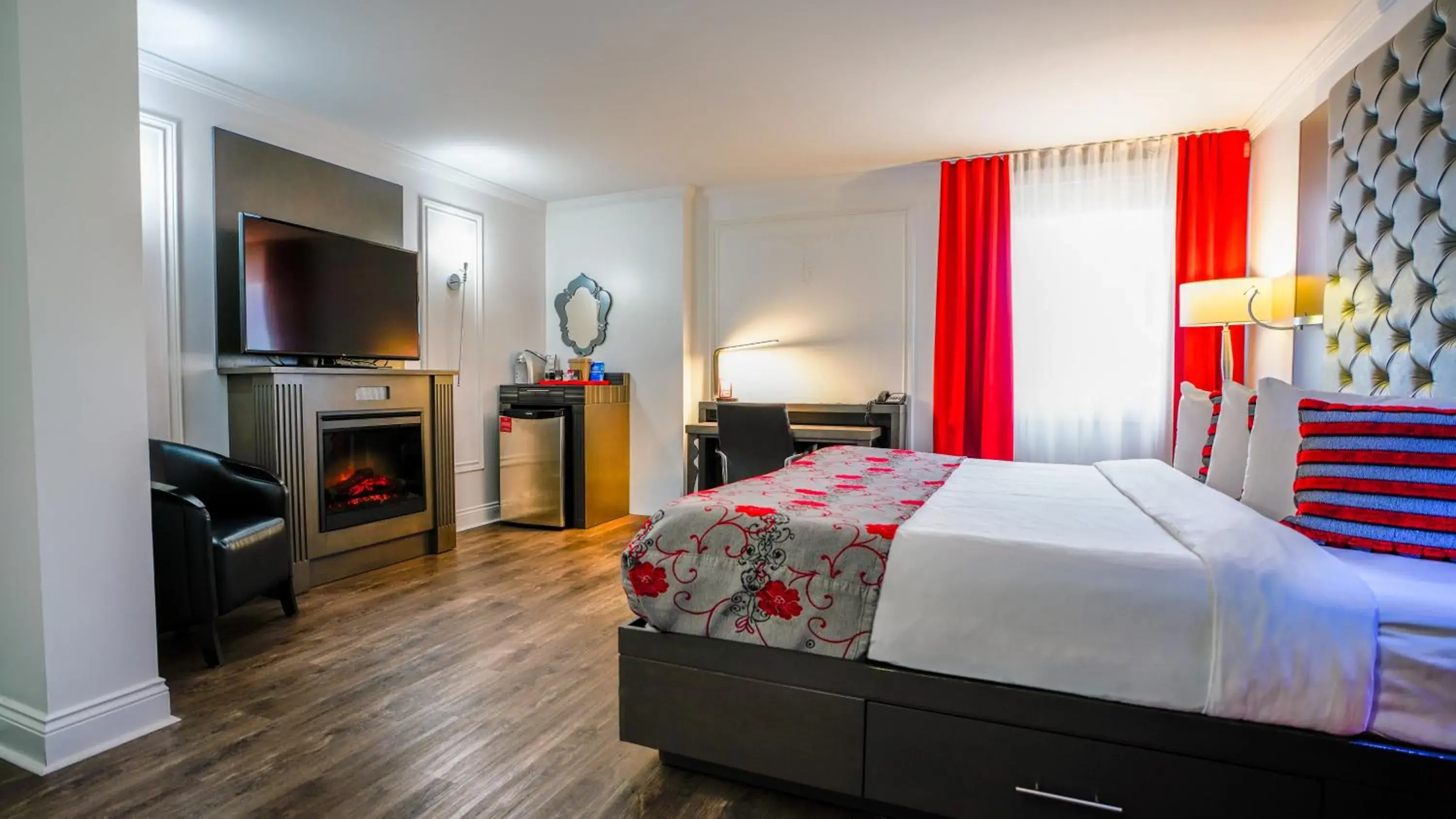 Bed in Hôtel Plaza Québec par JARO Bed in Hôtel Plaza Québec par JARO