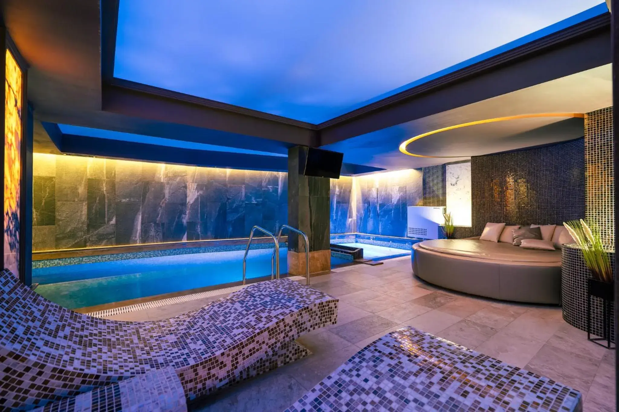 Tsarevets Boutique Hotel & SPA Tsarevets Boutique Hotel & SPA