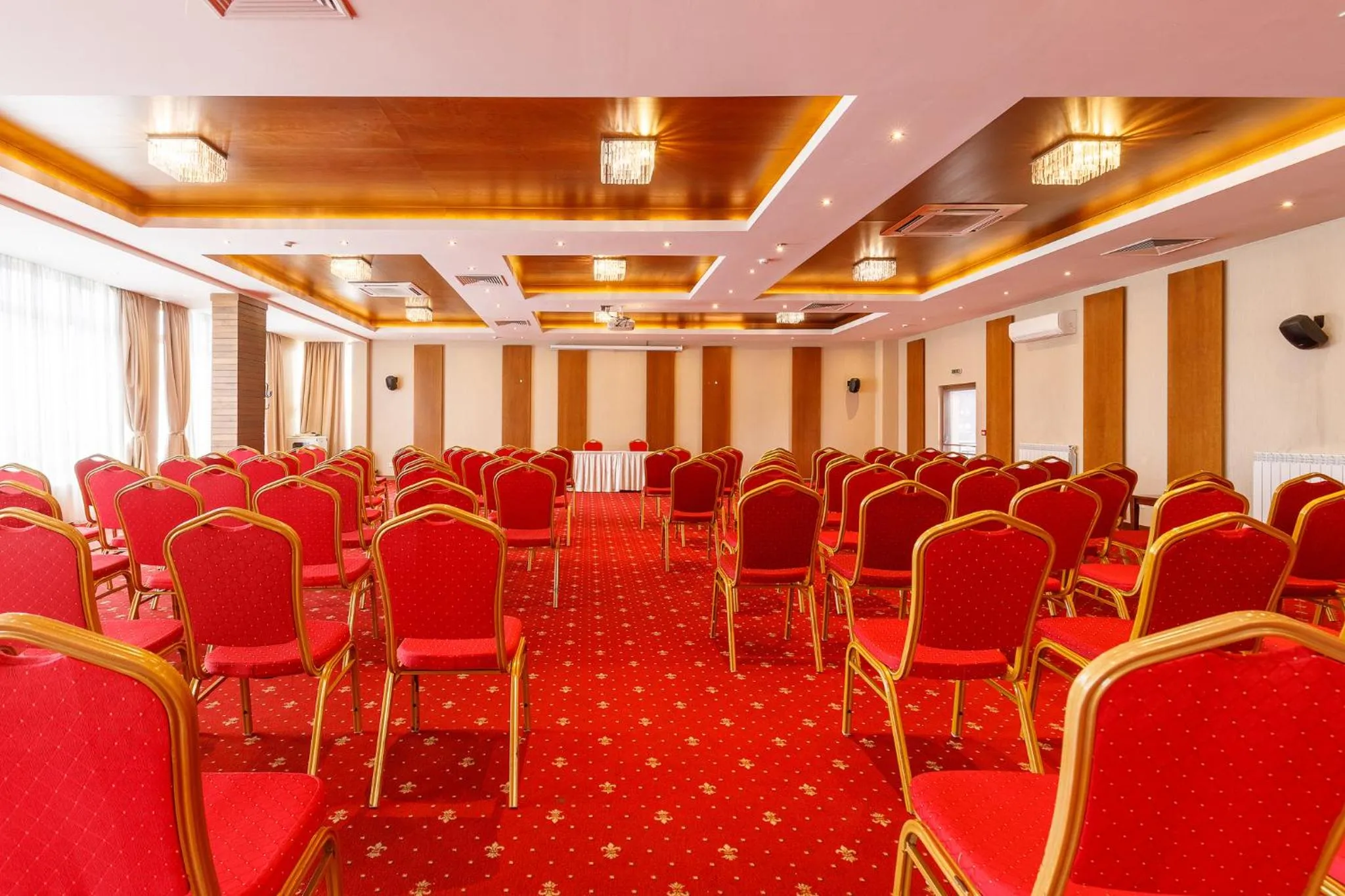 Meeting/conference room in Regnum Bansko Ski Hotel & SPA