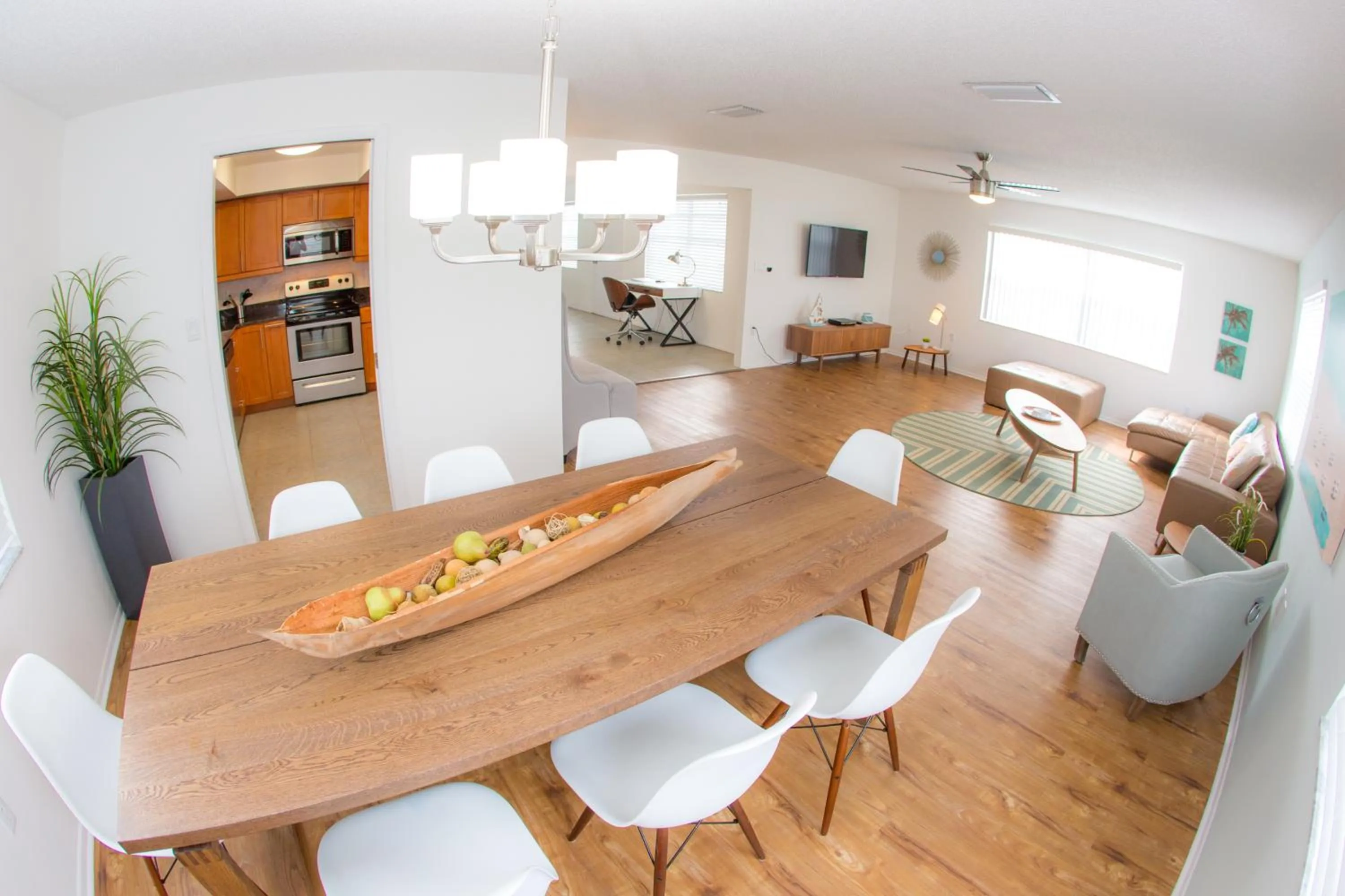 Dining area in St. Pete Beach Suites