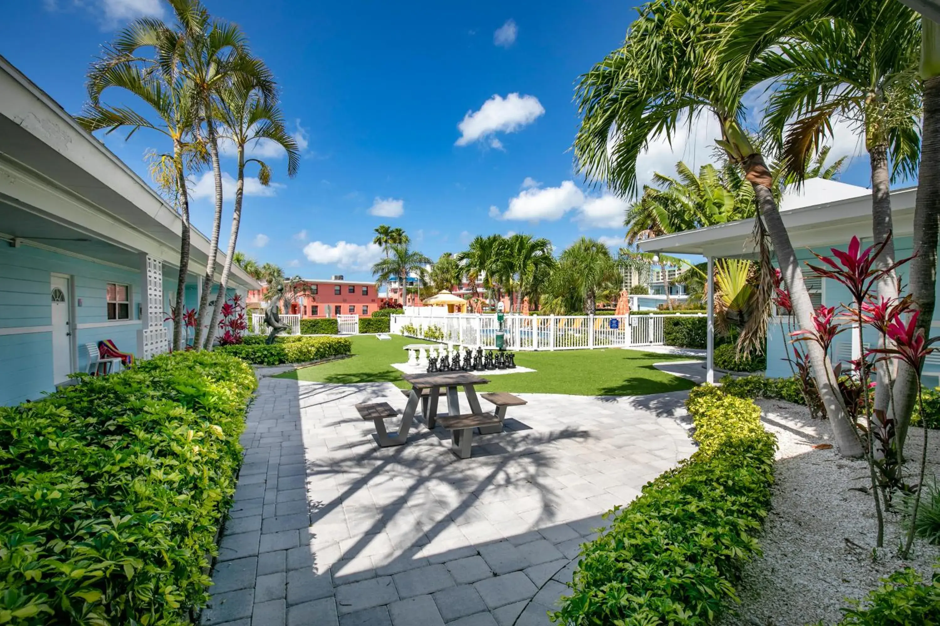 Inner courtyard view in St. Pete Beach Suites Inner courtyard view in St. Pete Beach Suites