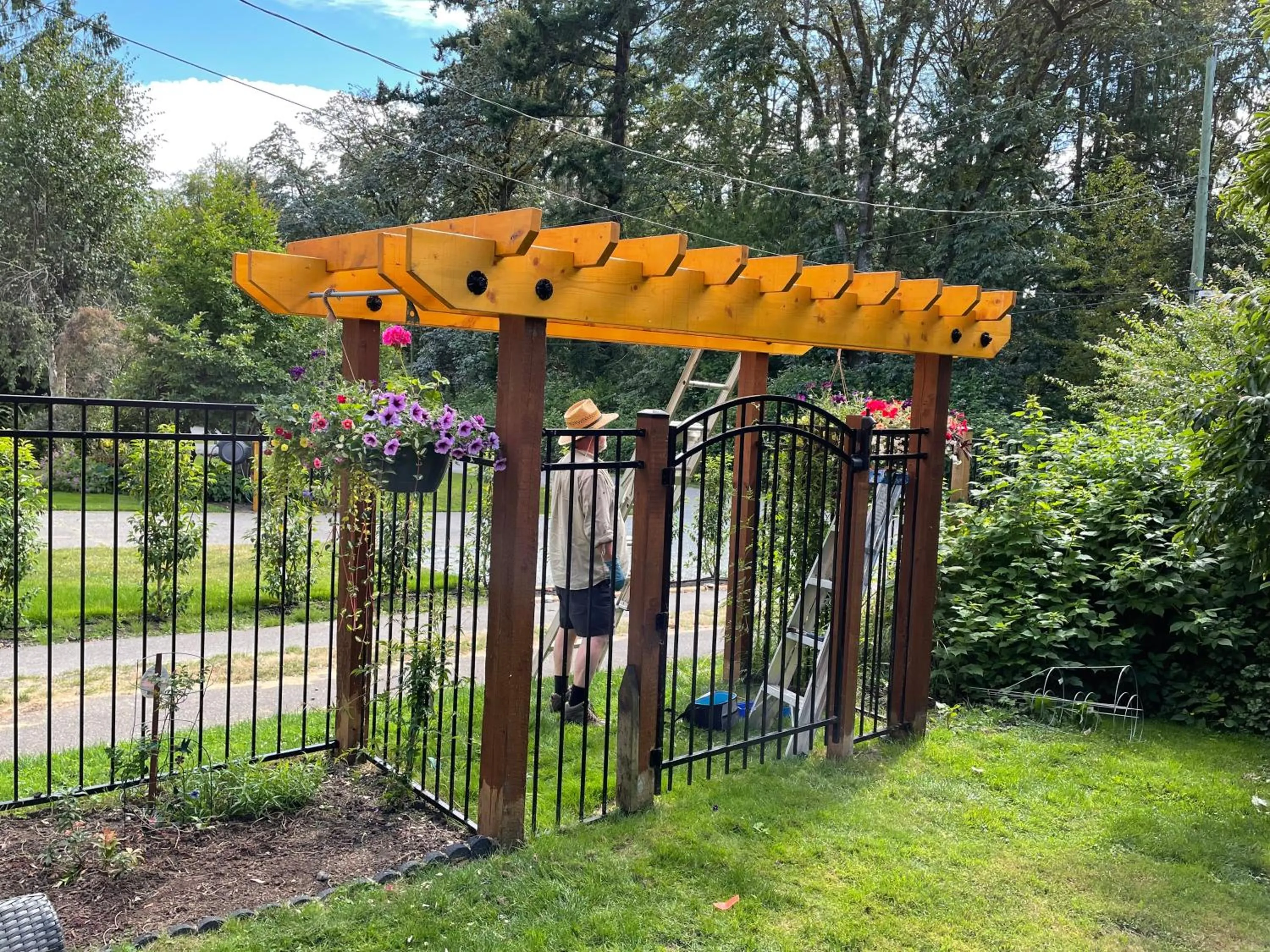 Garden in Coles Bay Vacation Retreat