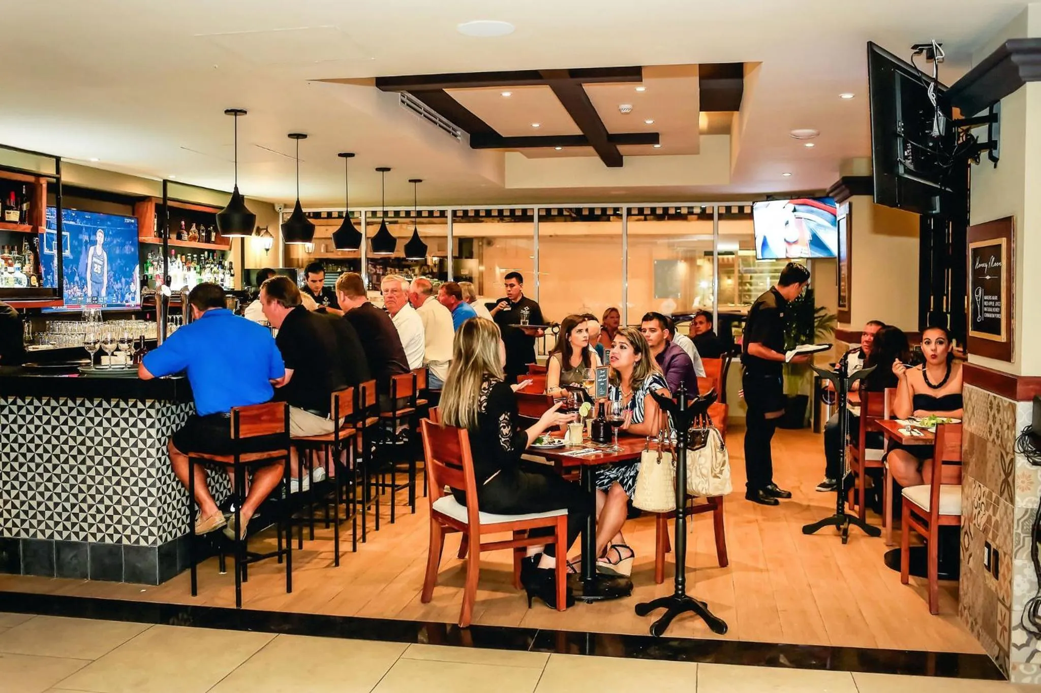 Restaurant/places to eat in Gamma Mazatlan The Inn At Centro Historico