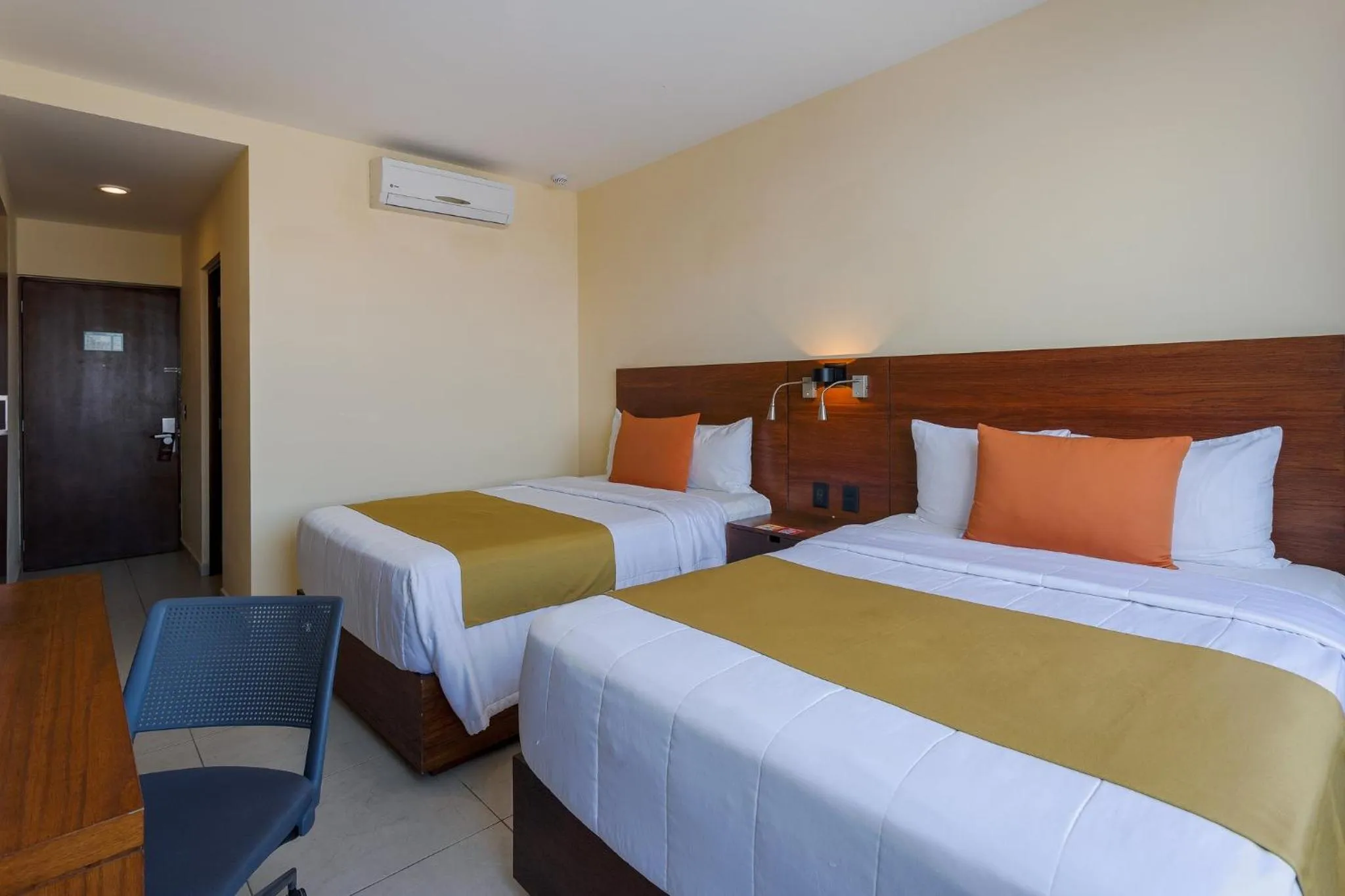 Bedroom, Bed in Gamma Mazatlan The Inn At Centro Historico