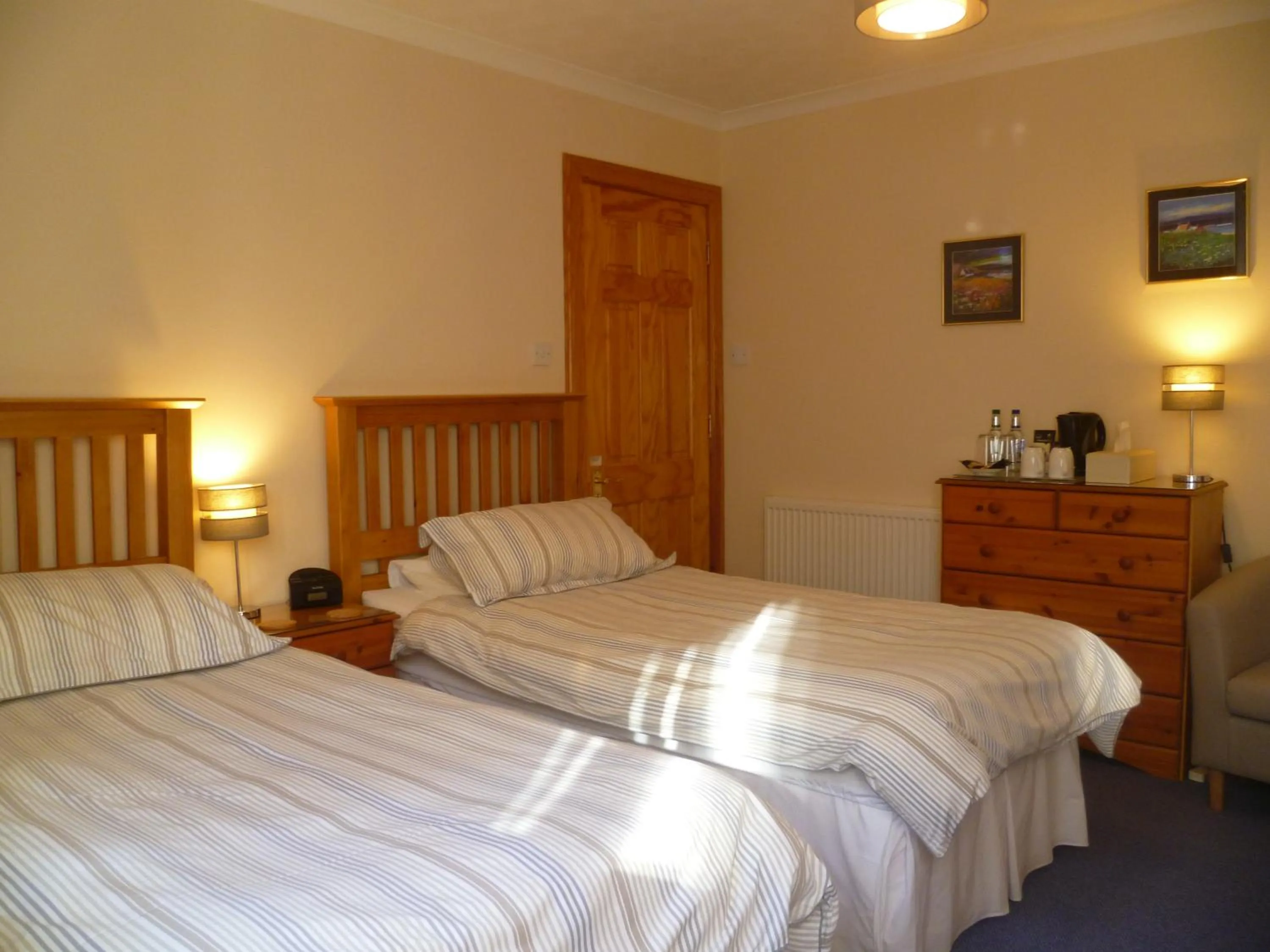 Bedroom, Bed in Tigh na Sith