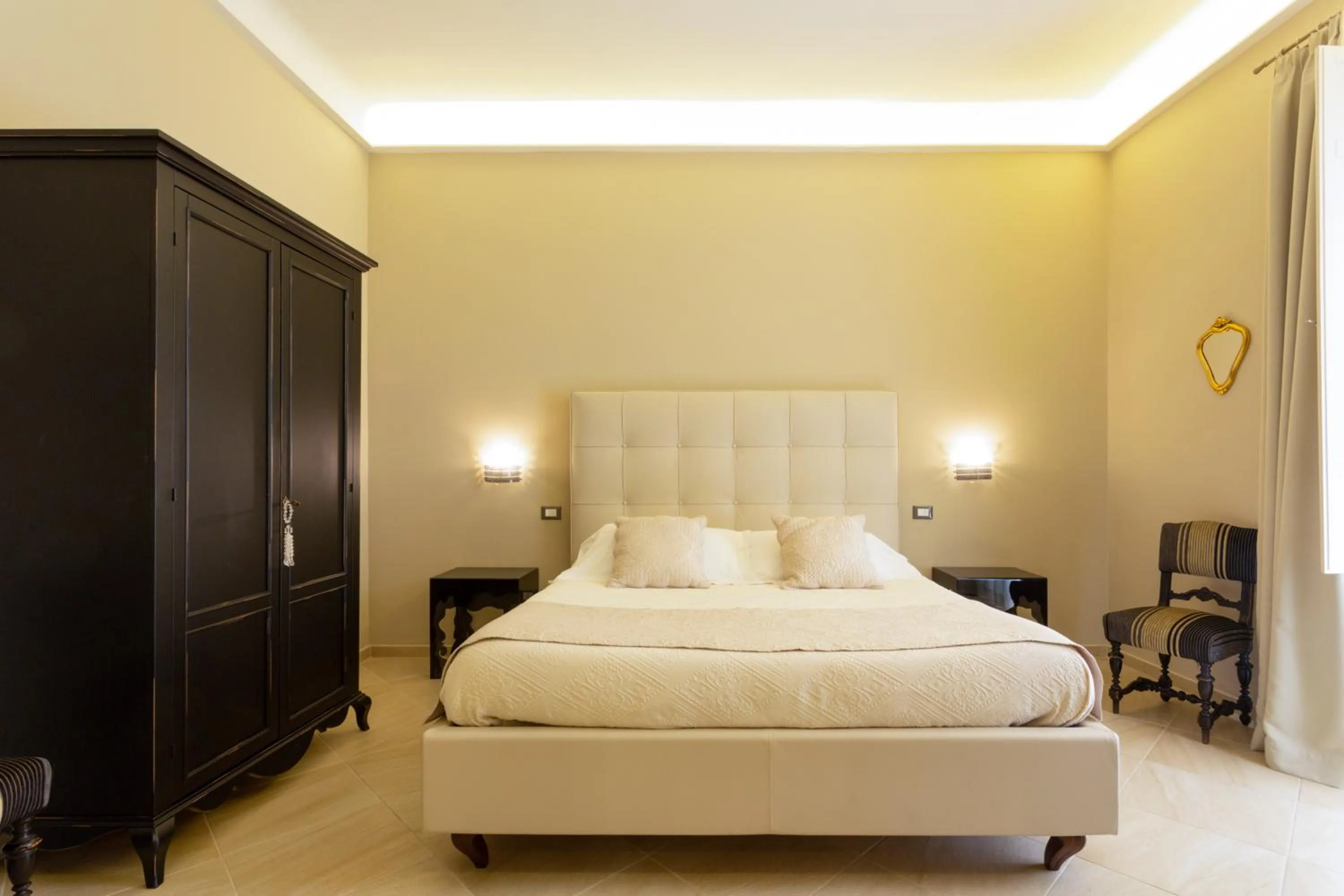 Photo of the whole room, Bed in Maecò Ortigia B&B - Hospitality & Charming Rooms