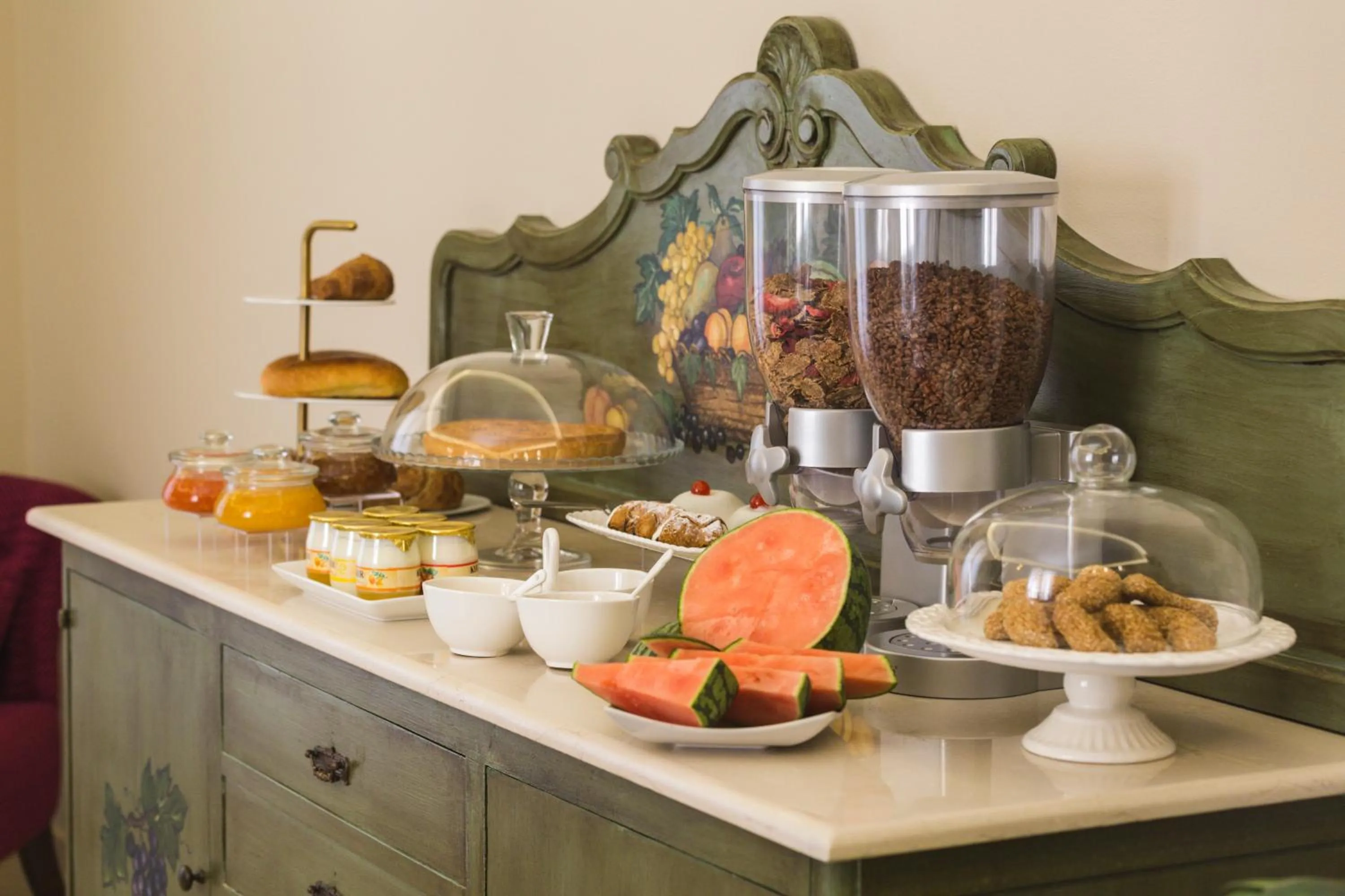 Breakfast in Maecò Ortigia B&B - Hospitality & Charming Rooms