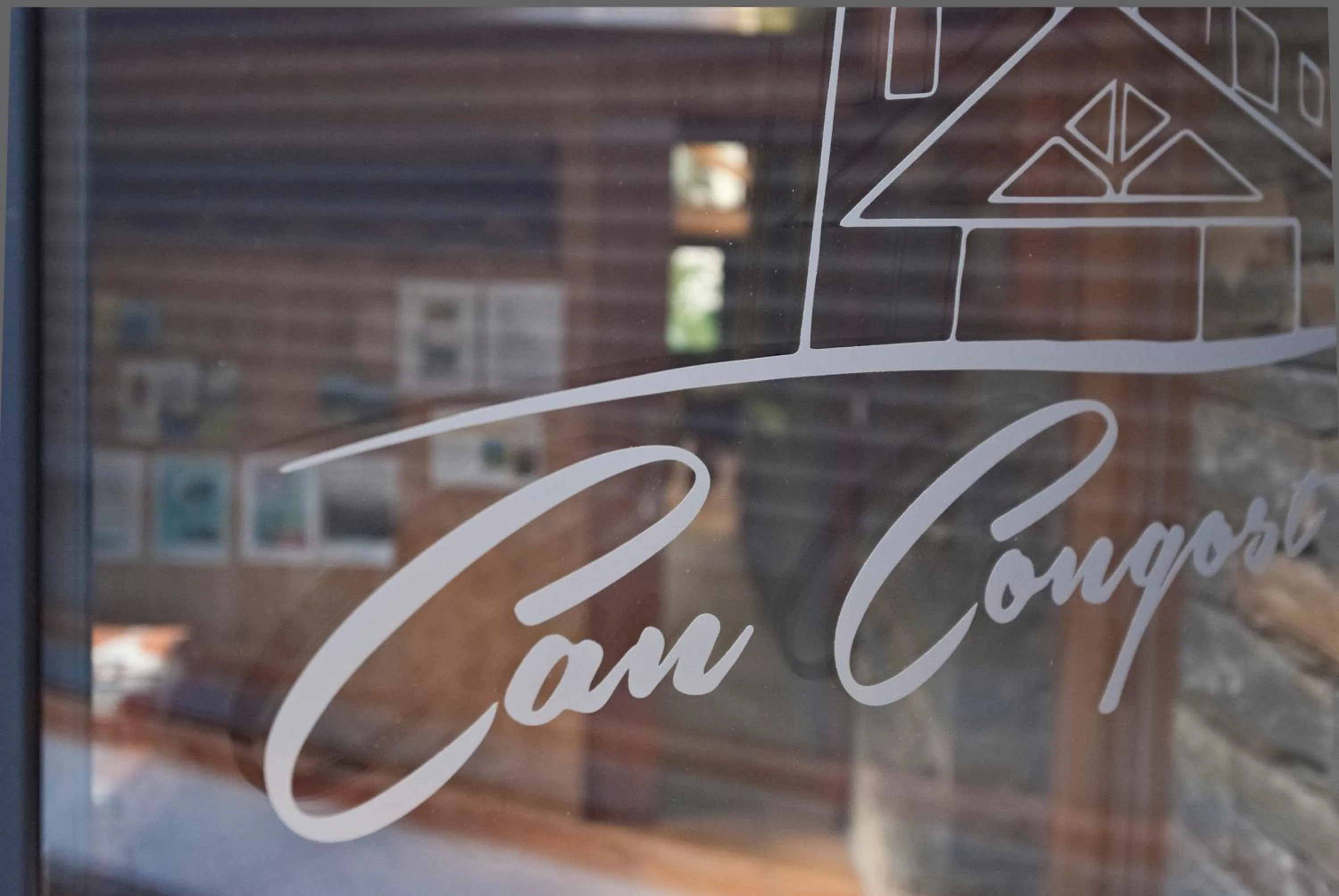 Logo/Certificate/Sign in Can Congost