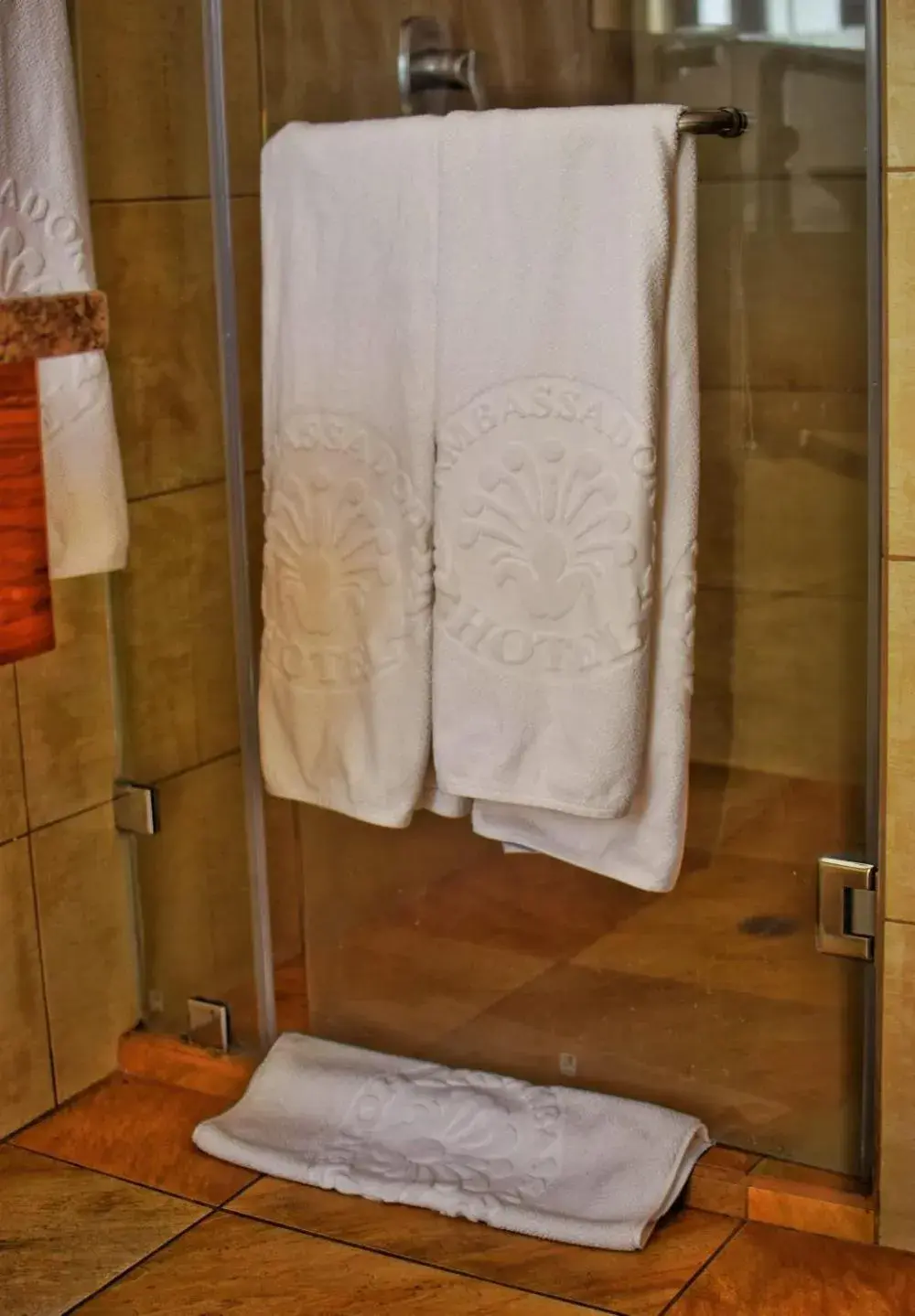 Classic Quadruple Room in Hotel Ambassador Classic Quadruple Room in Hotel Ambassador