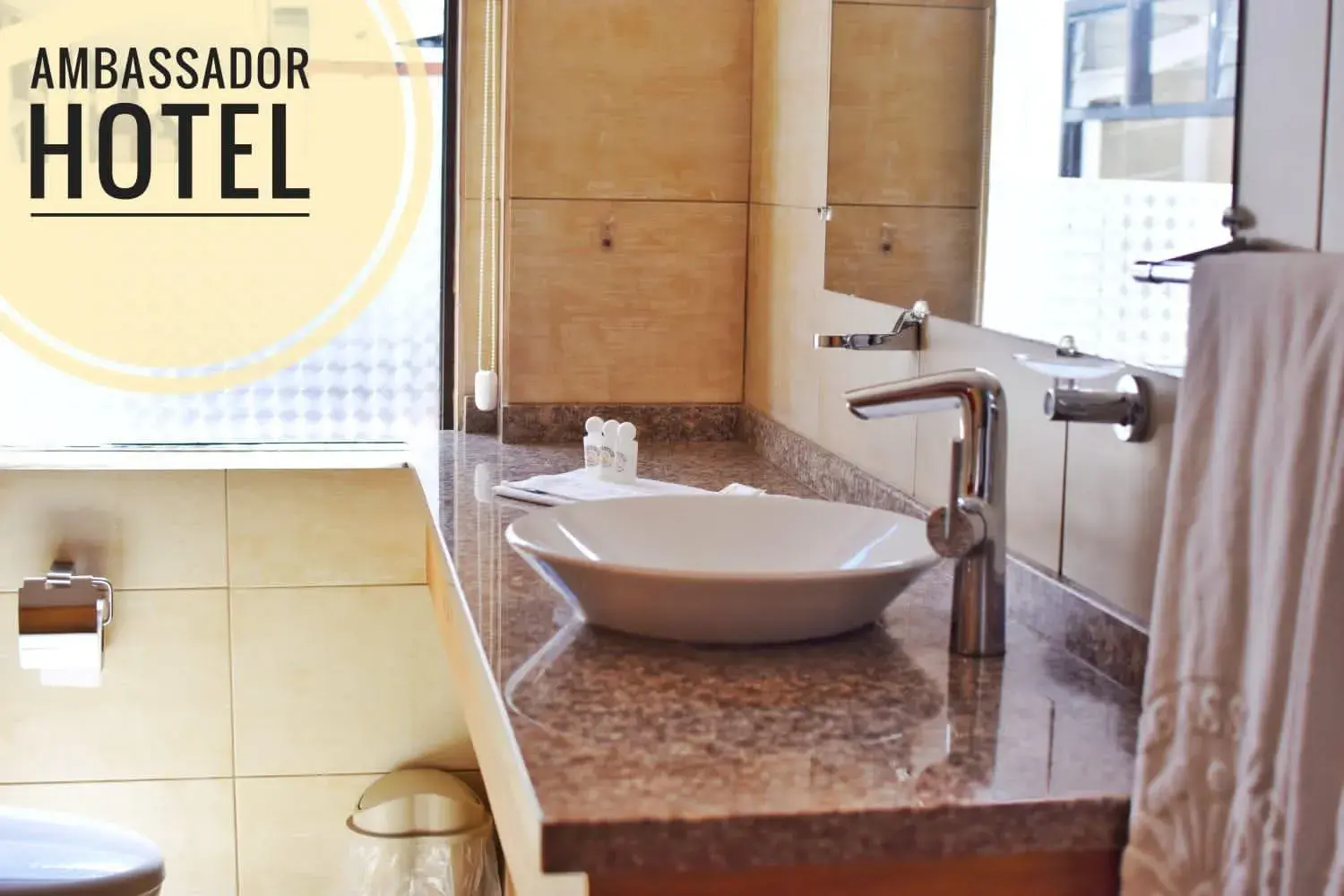 Classic Quadruple Room in Hotel Ambassador Classic Quadruple Room in Hotel Ambassador