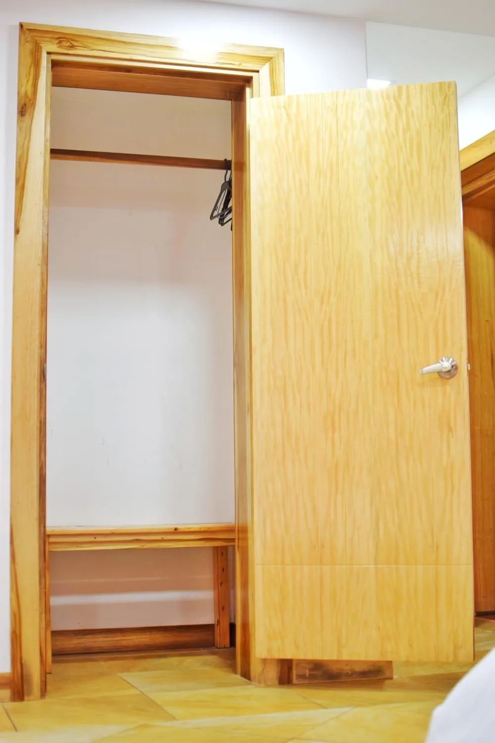 wardrobe in Hotel Ambassador