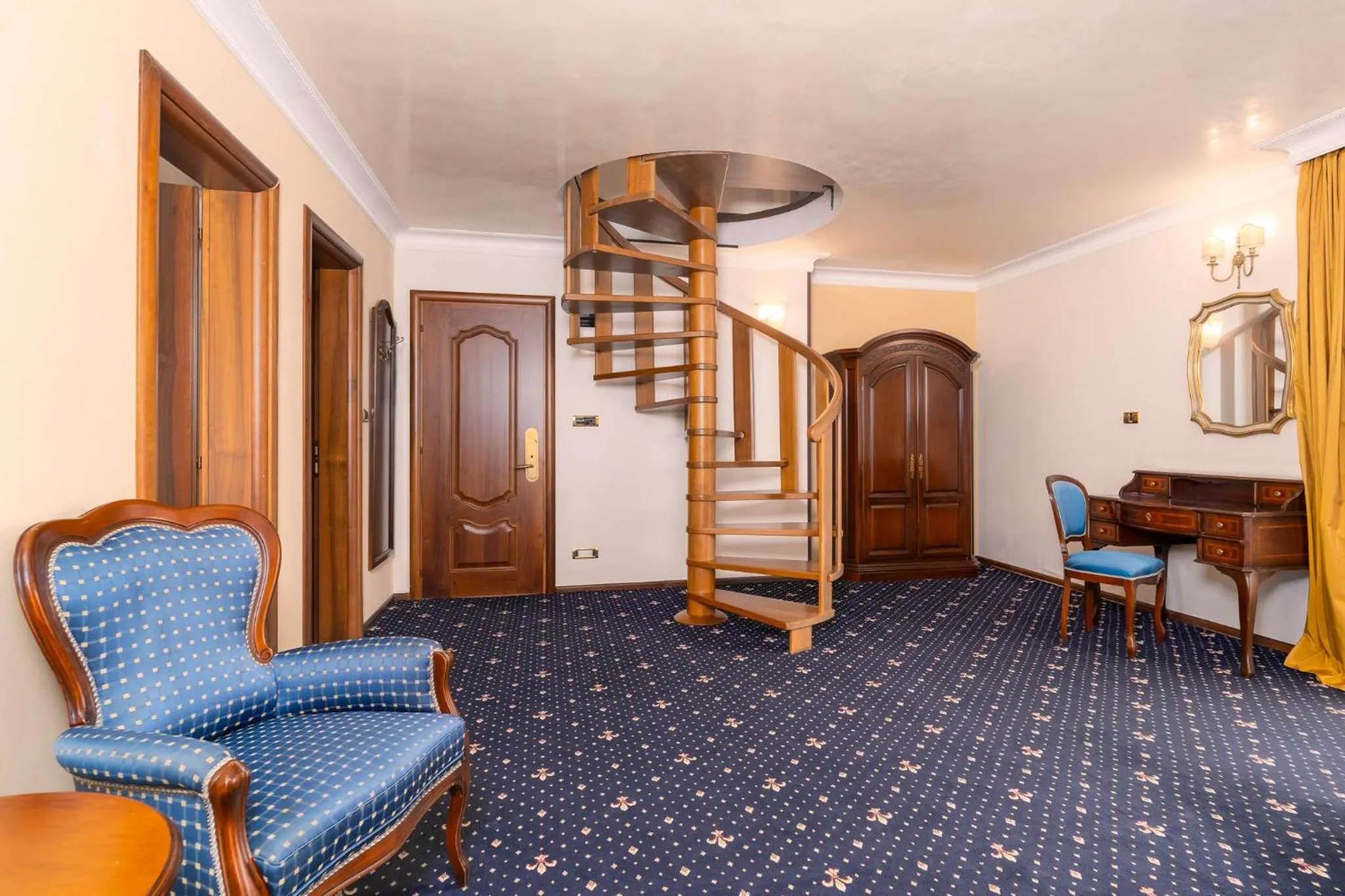 Living room in Festa Winter Palace Hotel