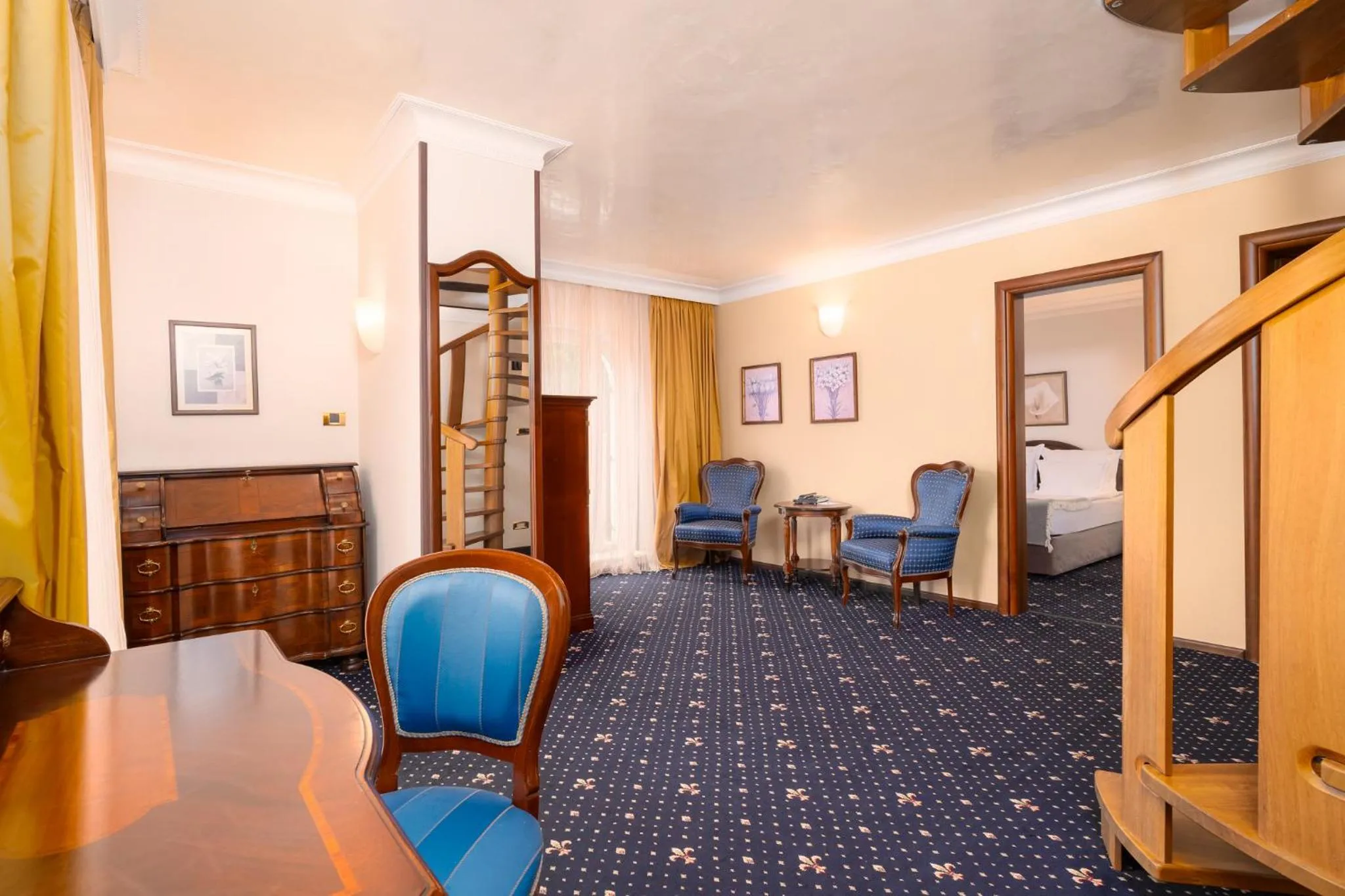 Seating area in Festa Winter Palace Hotel