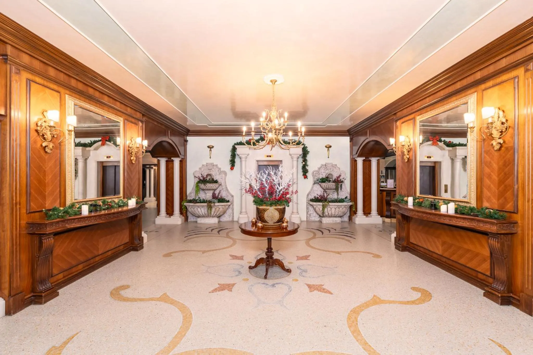 Lobby or reception in Festa Winter Palace Hotel