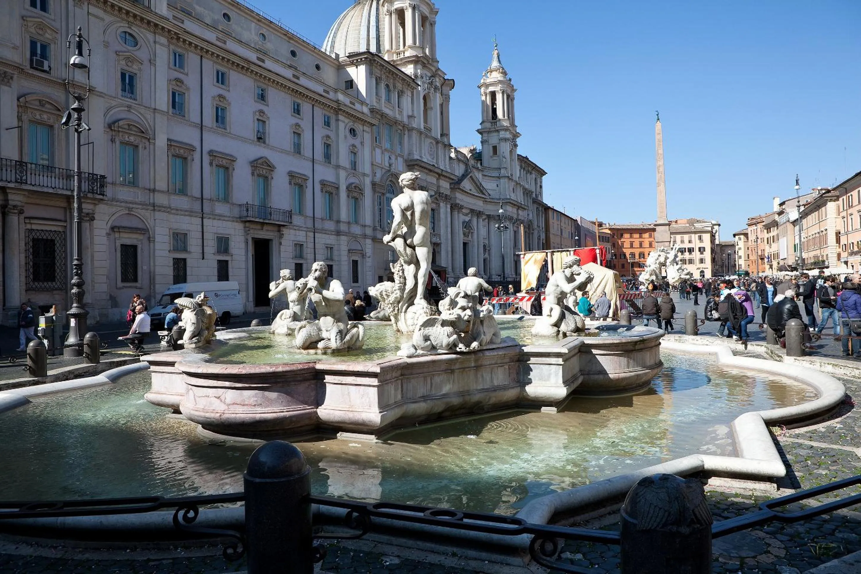 Nearby landmark in Rome as you feel - Grotta Pinta apartments