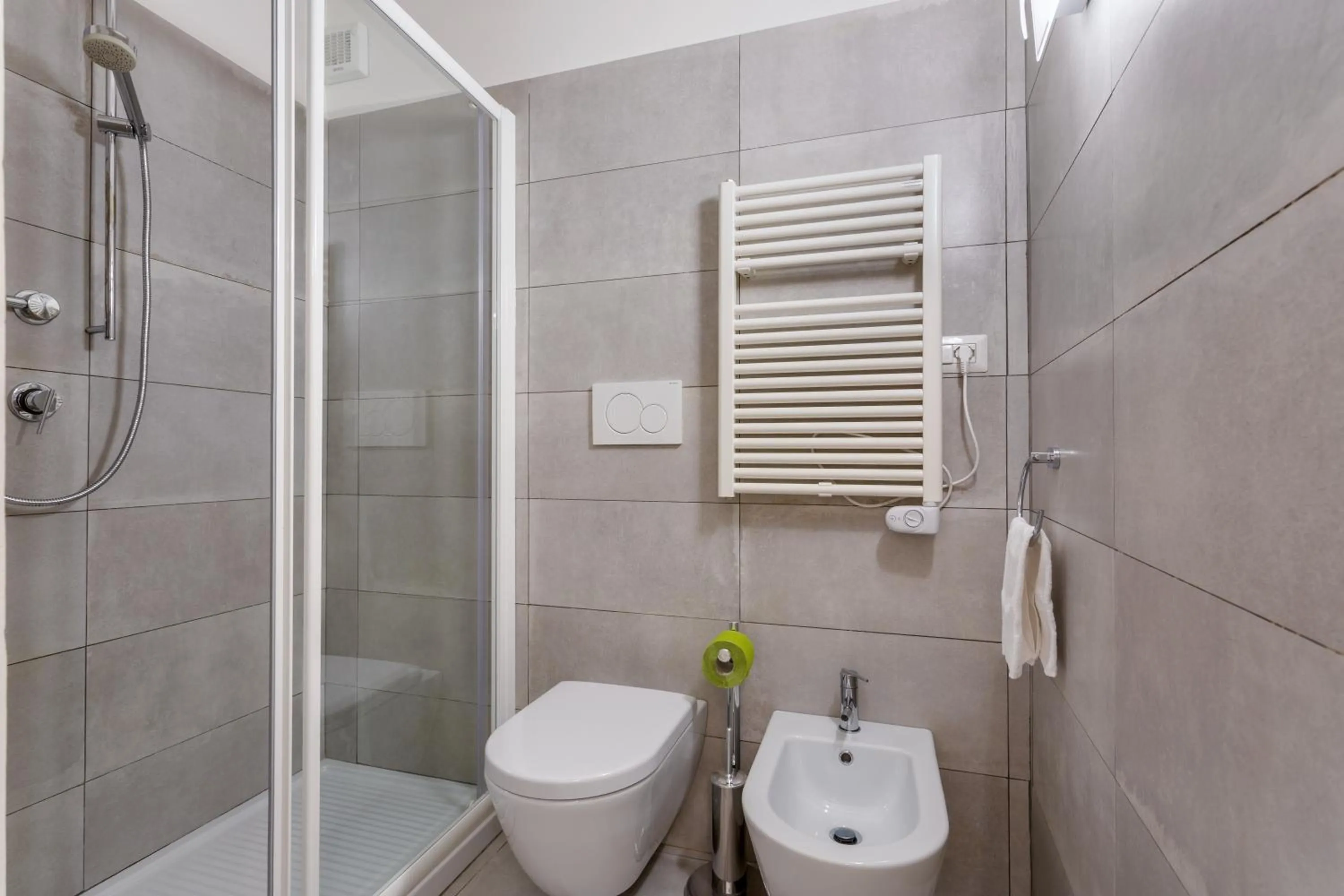 Shower in Rome as you feel - Grotta Pinta apartments