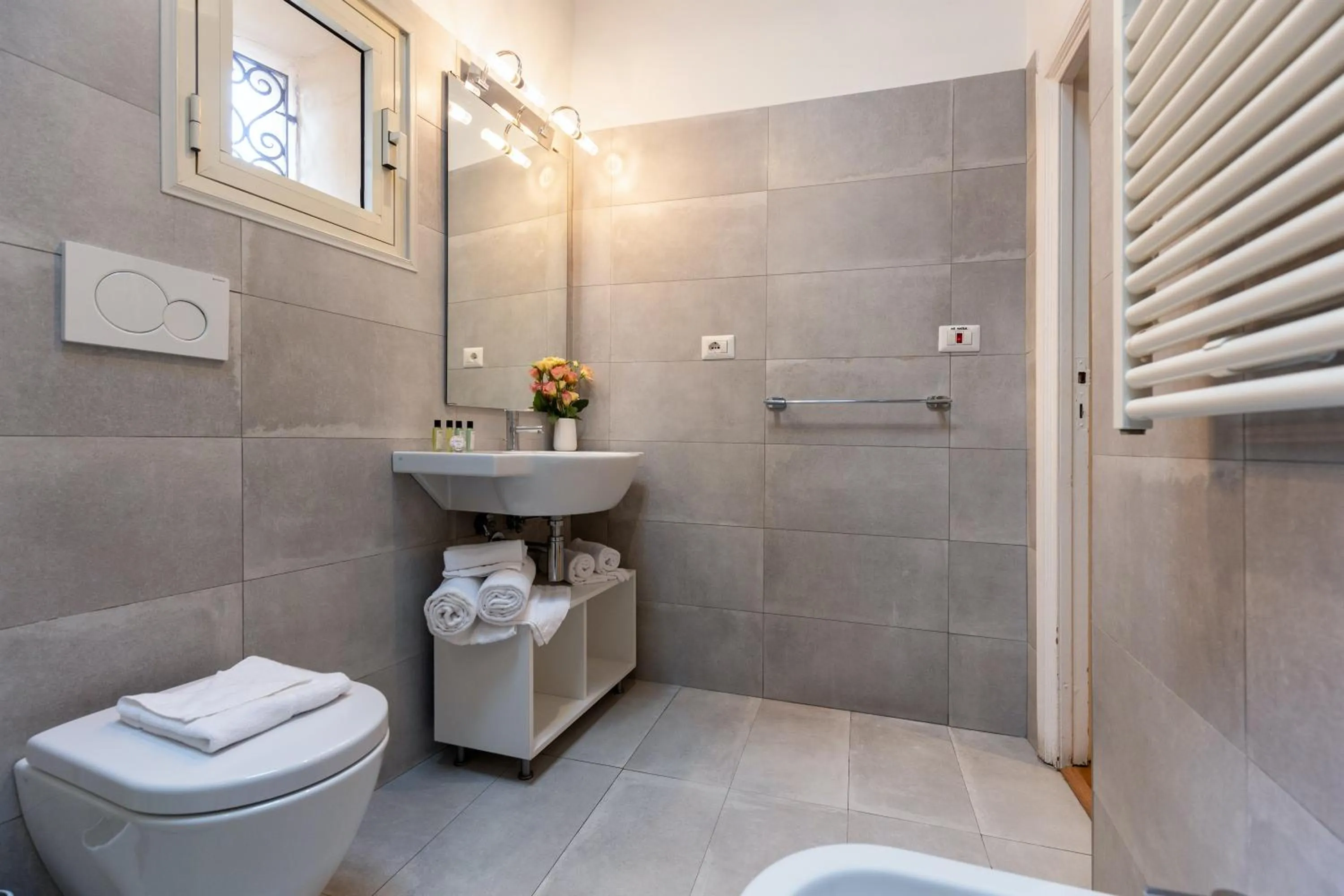 Toilet in Rome as you feel - Grotta Pinta apartments