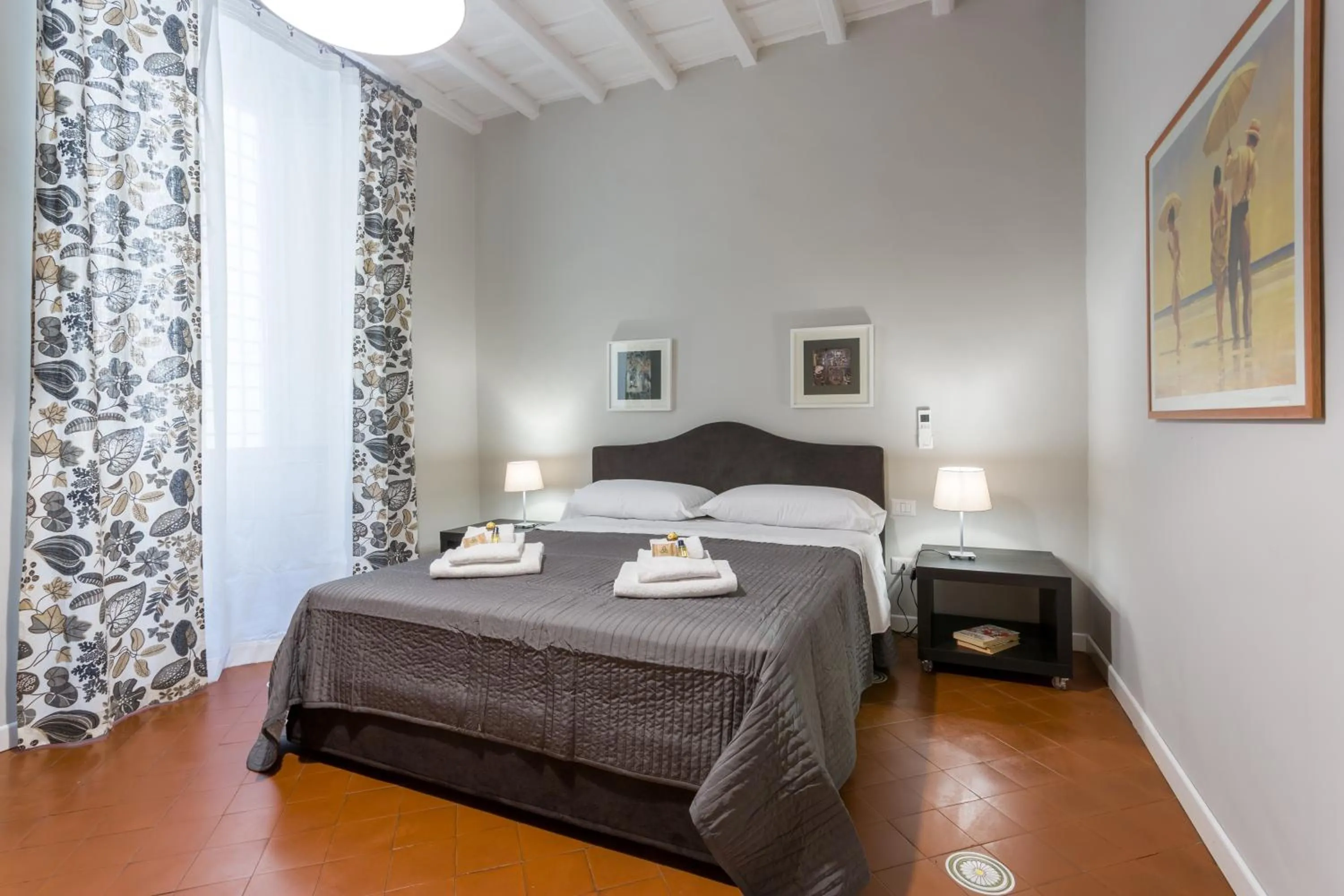 Photo of the whole room, Bed in Rome as you feel - Grotta Pinta apartments