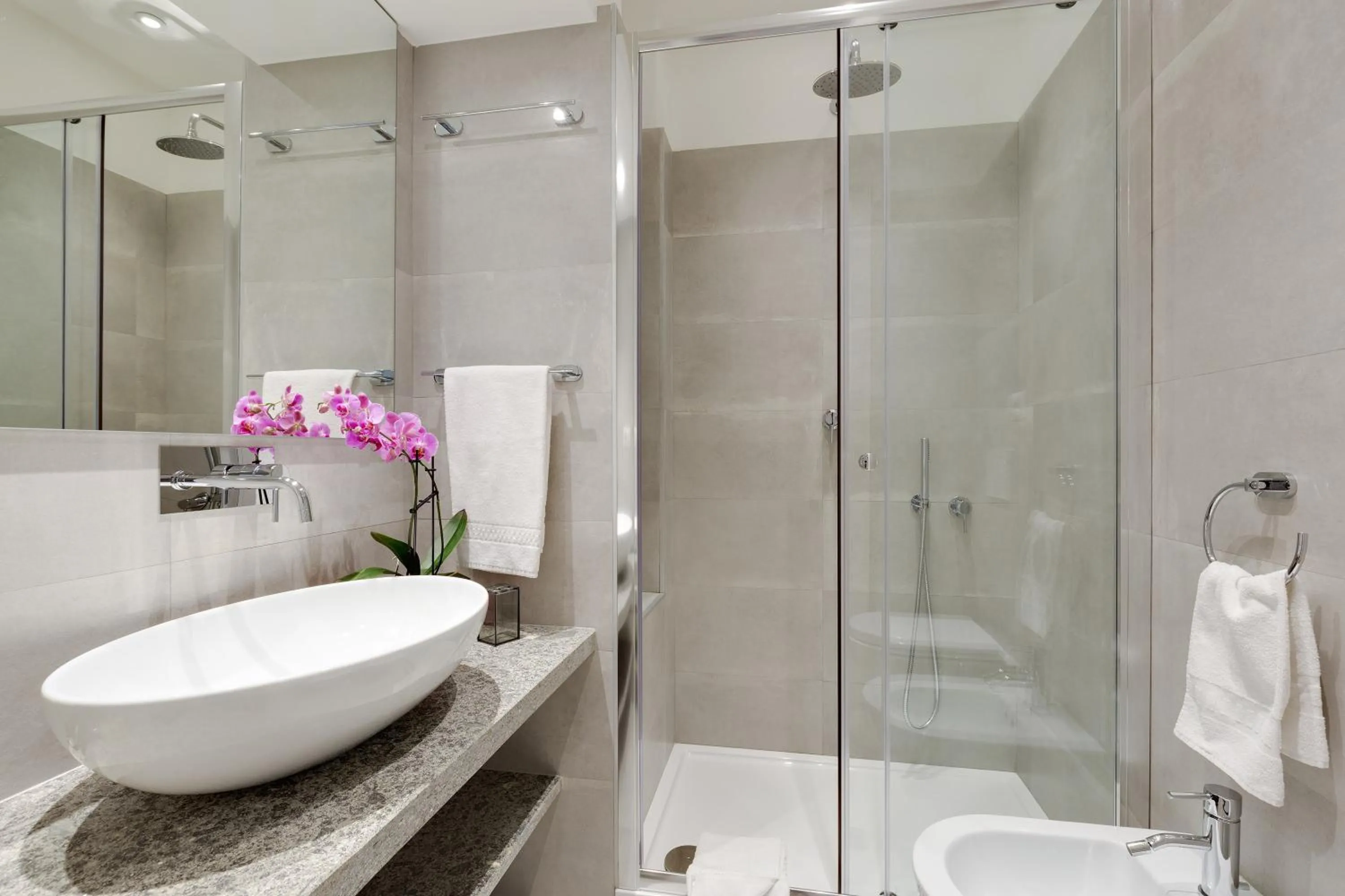 Shower in Rome as you feel - Grotta Pinta apartments