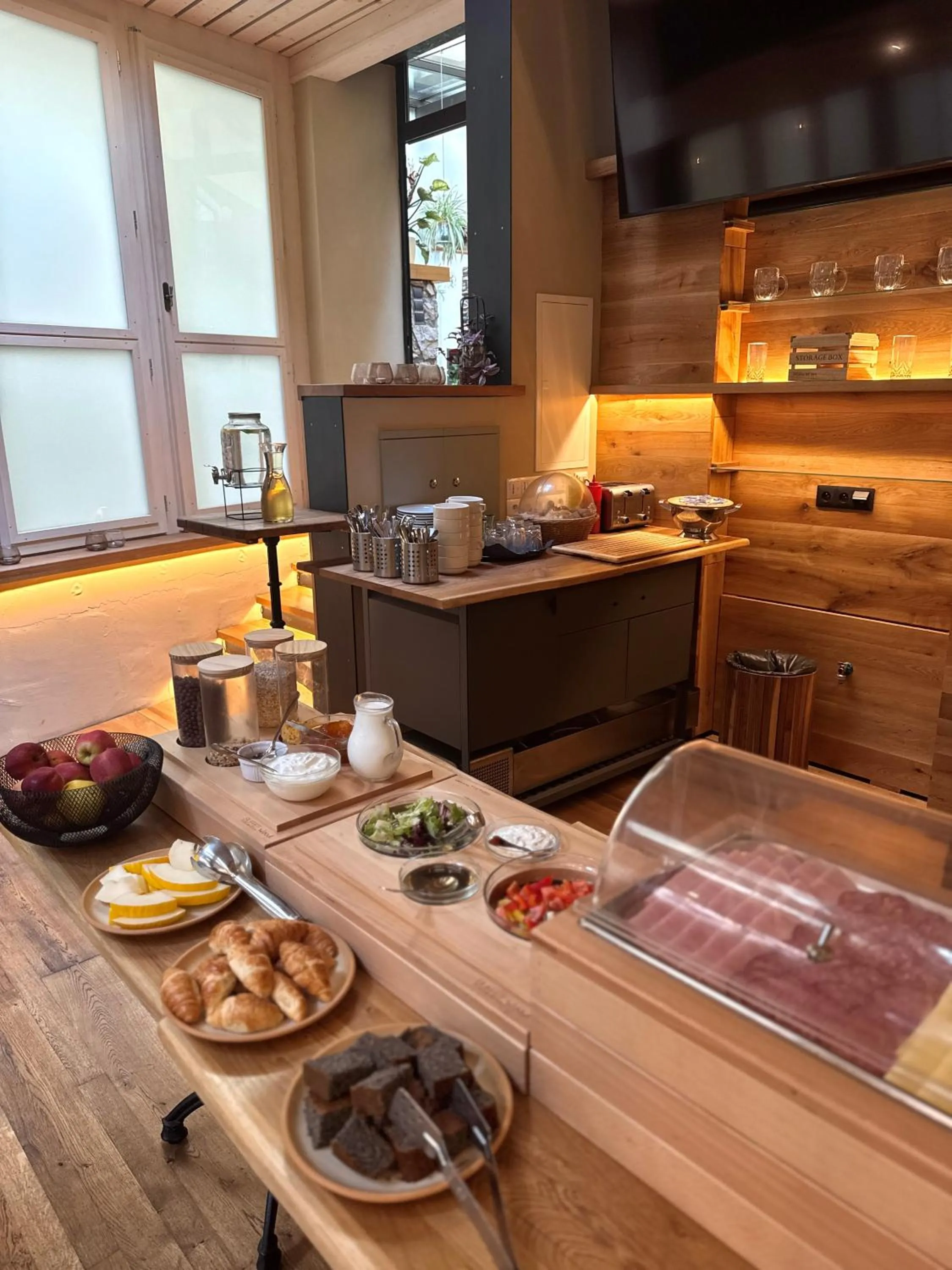 Buffet breakfast in Pension SKLEP