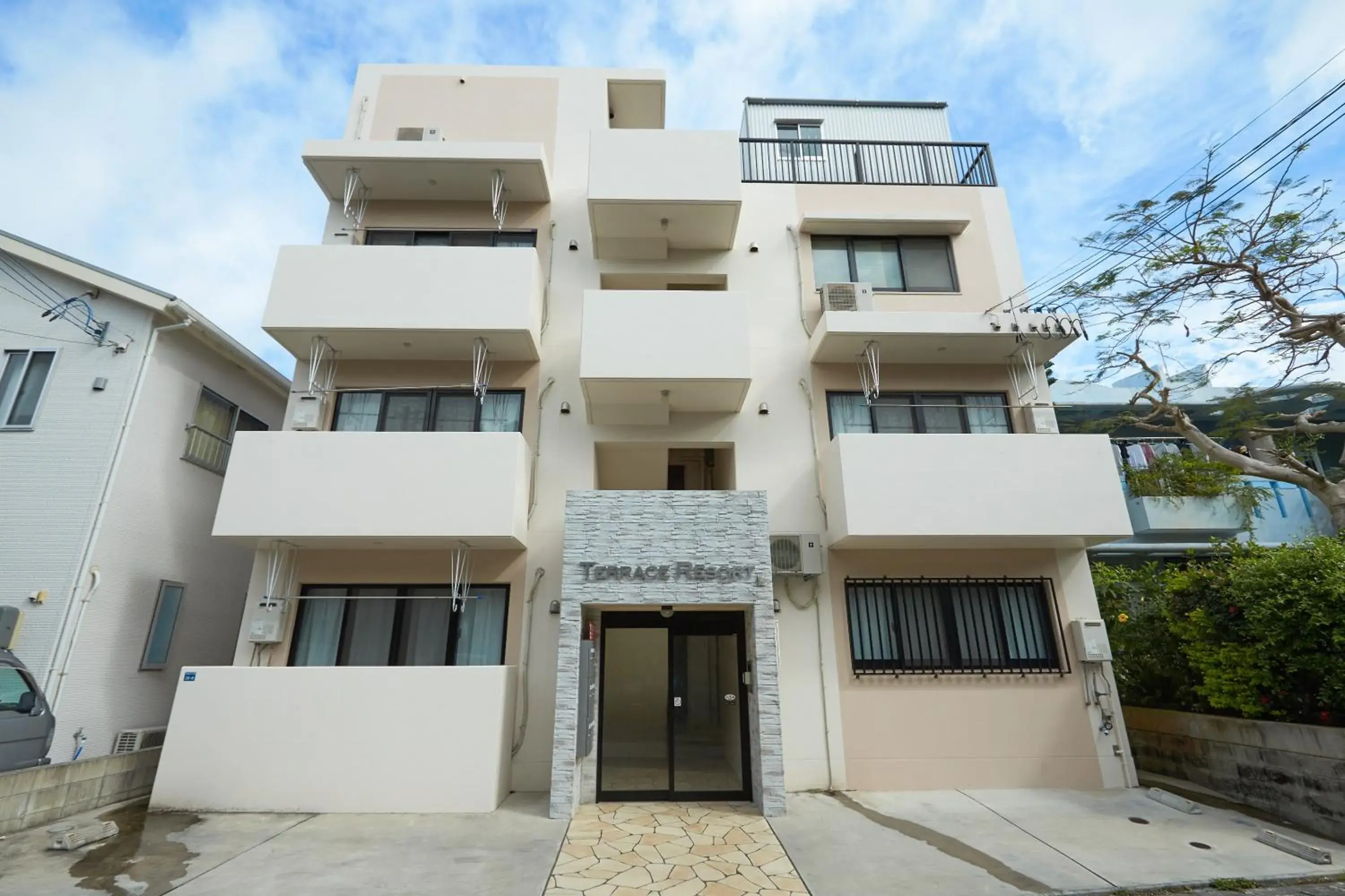 Property building in Terrace Resort Ginowan Property building in Terrace Resort Ginowan