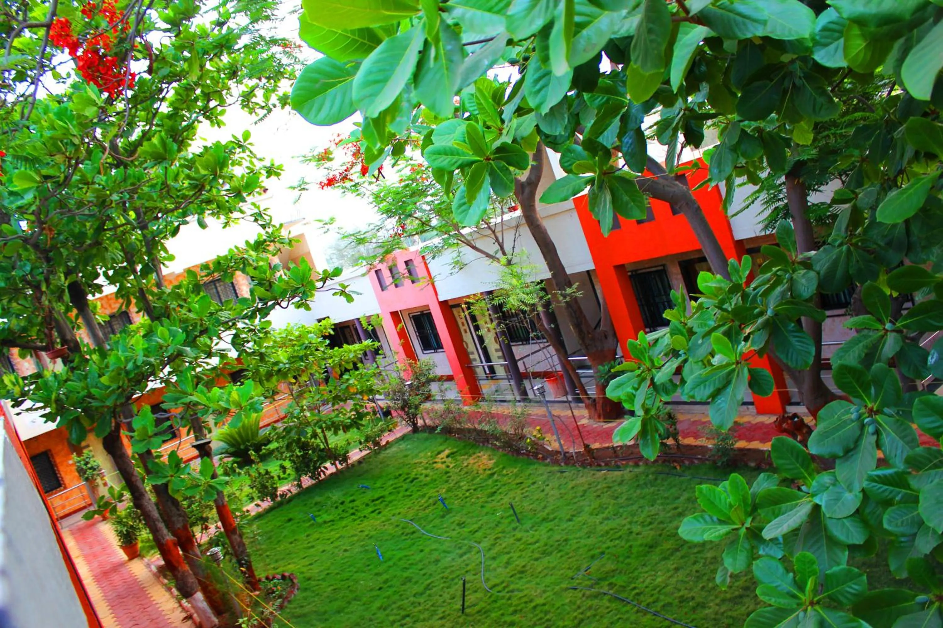 Garden in Sai Atithi Resort
