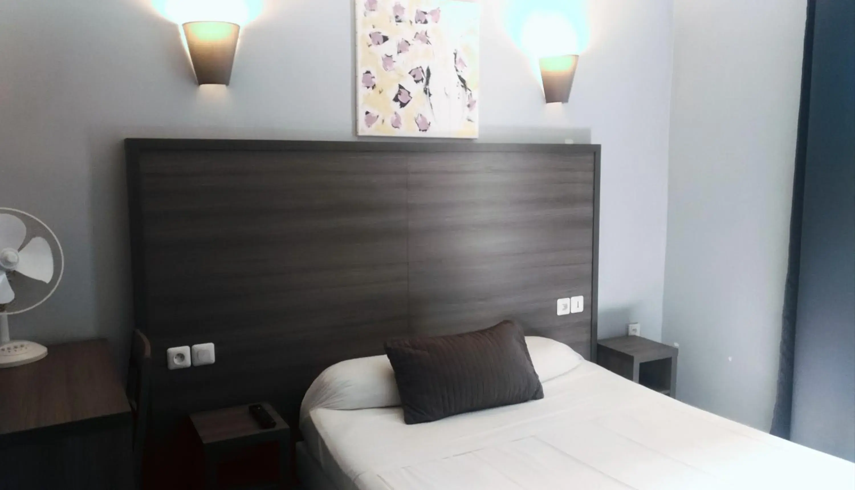 Bed in Hotel du Globe 18 Bed in Hotel du Globe 18