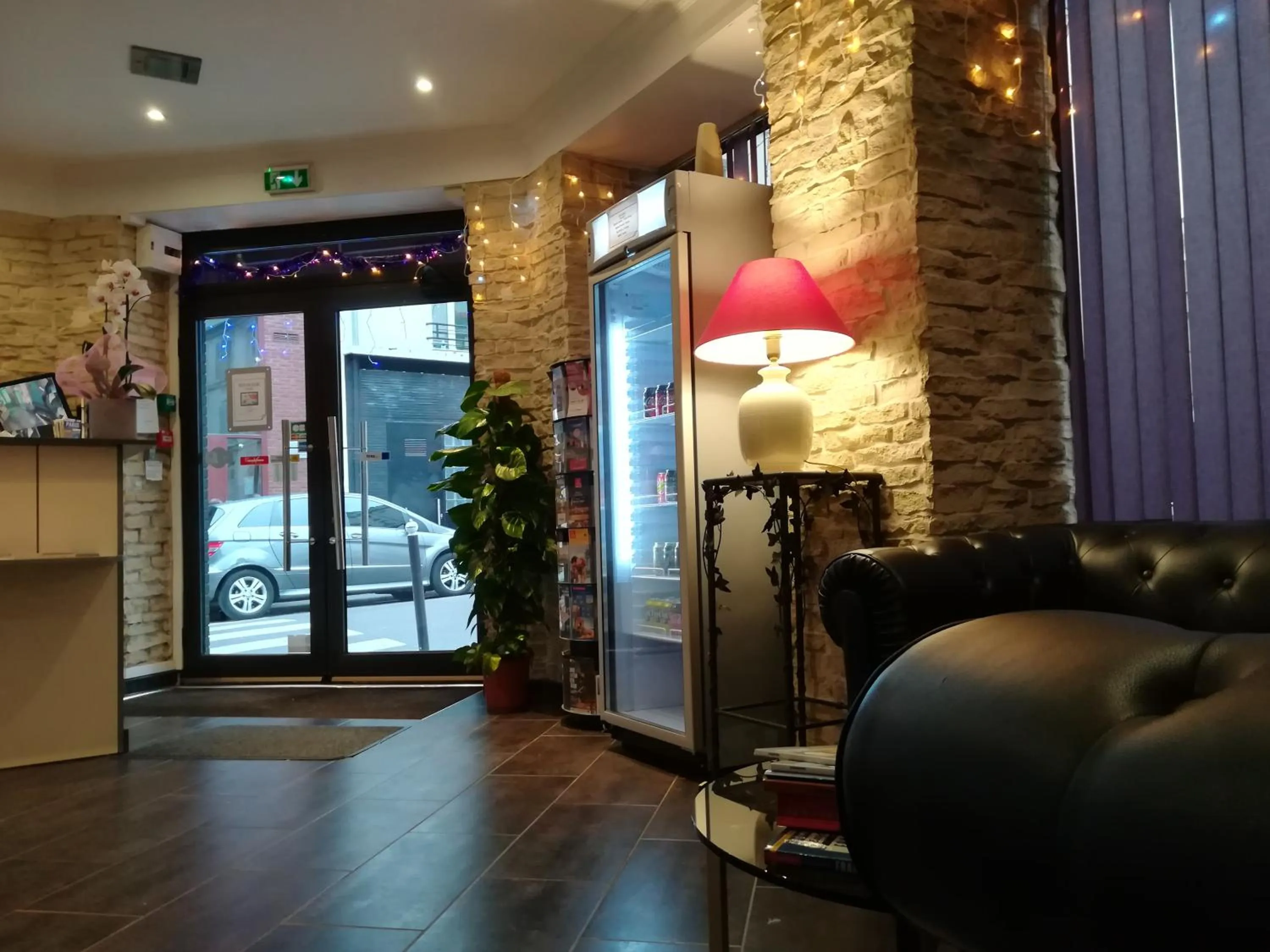 Lounge or bar in Hotel du Globe 18