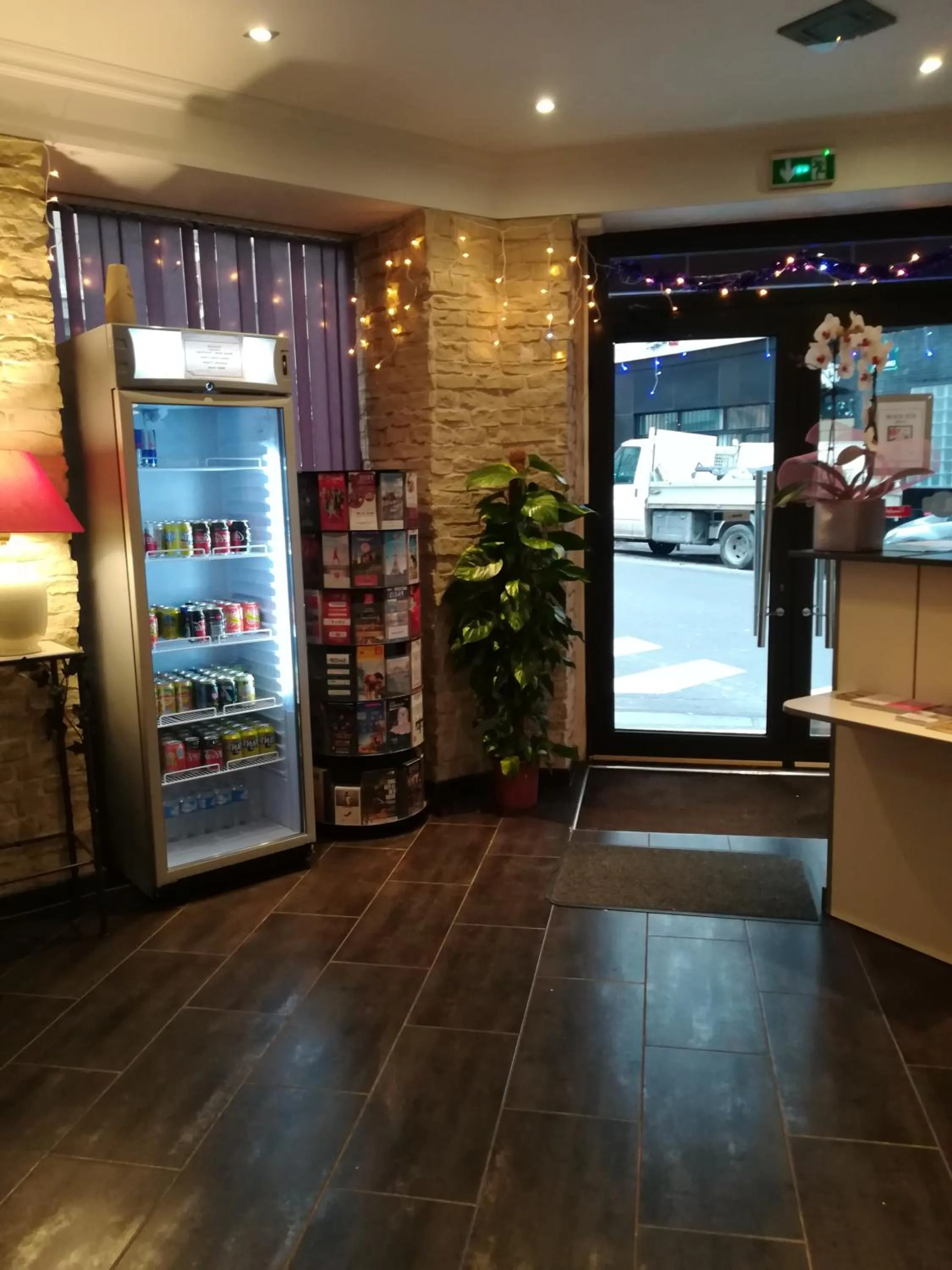 Area and facilities in Hotel du Globe 18