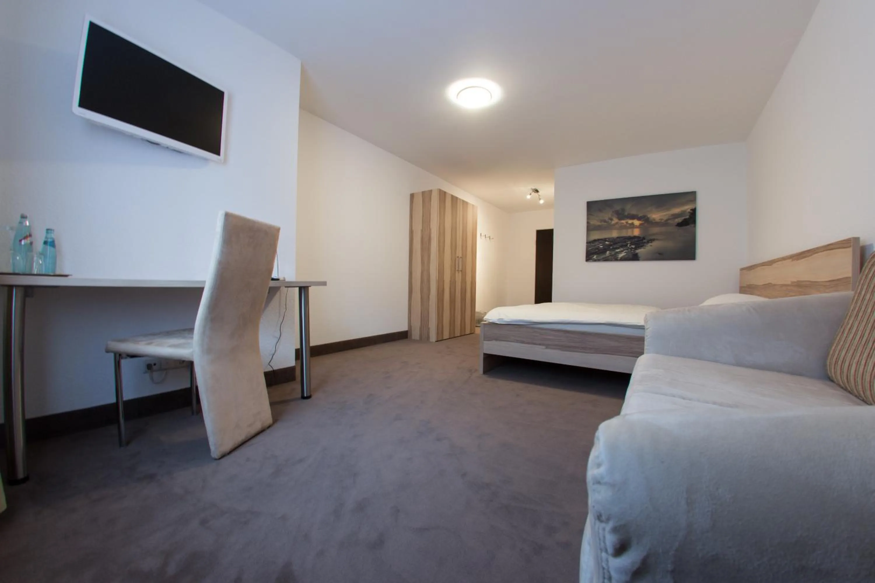 Photo of the whole room, Bed in Hotel Stadt Tuttlingen