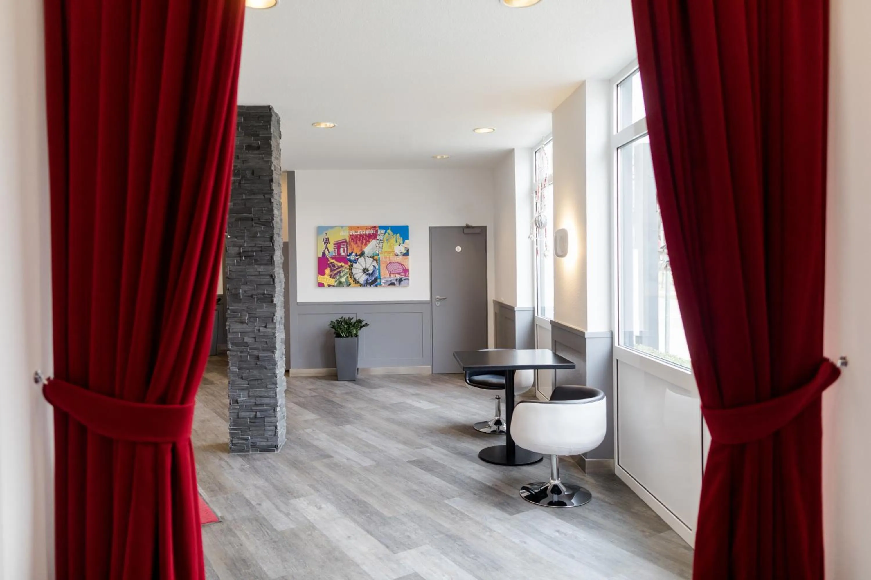 Lobby or reception in Hotel Stadt Tuttlingen