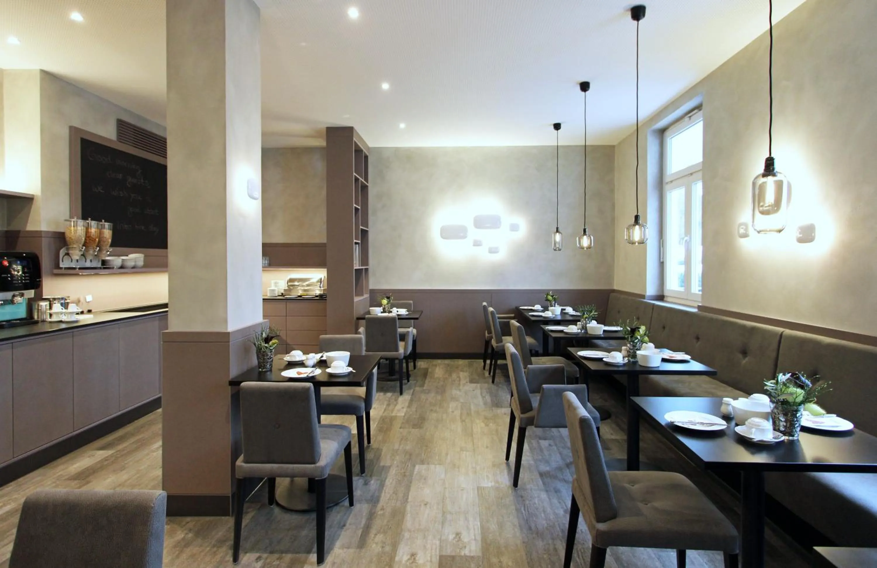 Buffet breakfast in Hotel Stadt Tuttlingen