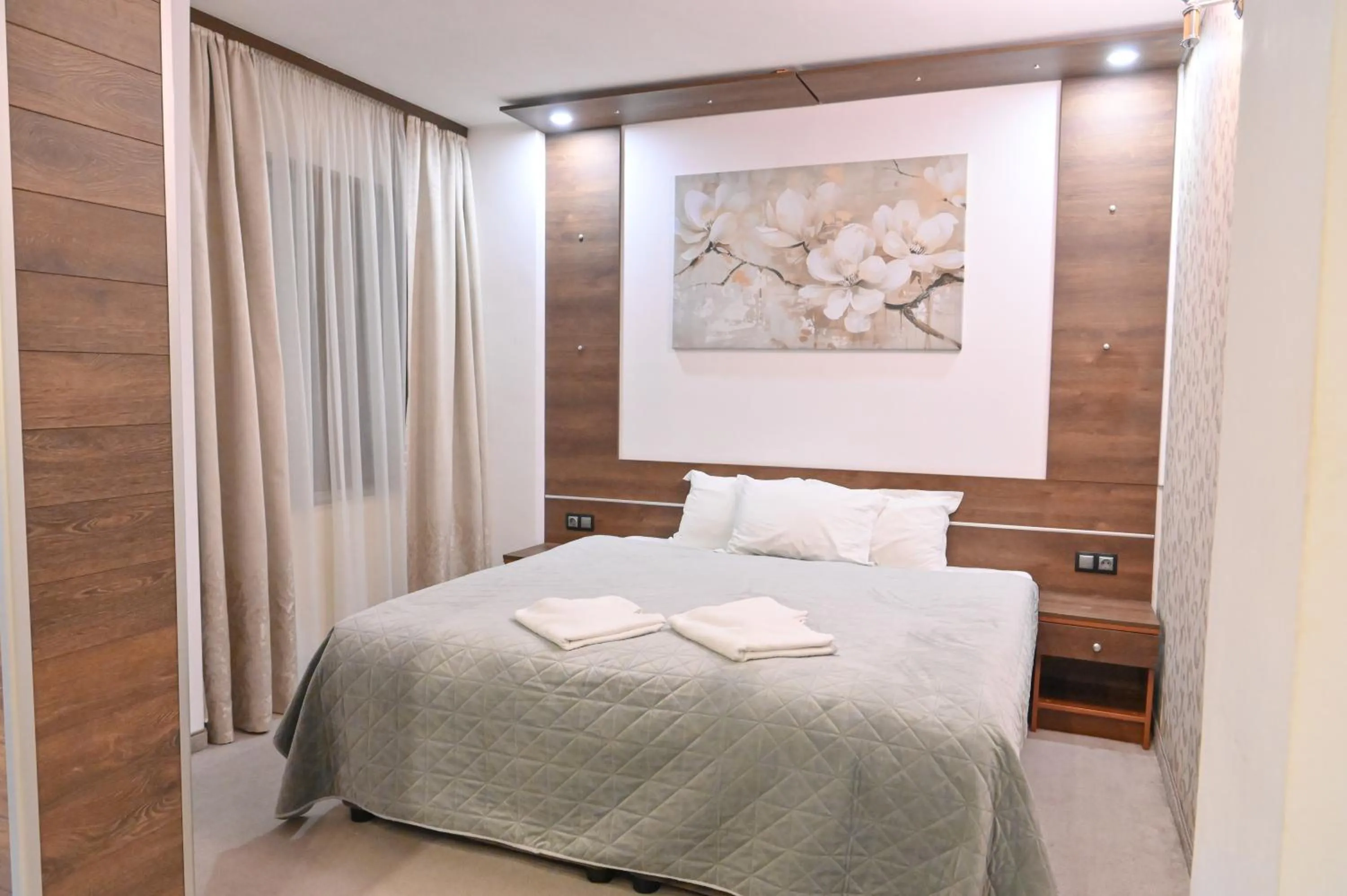 Bed in Hotel Rothmans-Breakfast - Free parking - Lobby