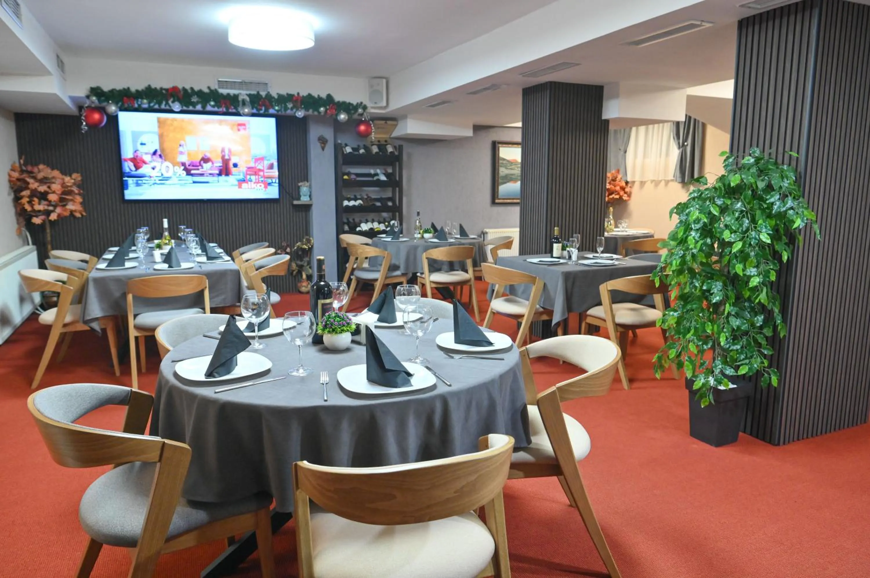 Hotel Rothmans-Breakfast - Free parking - Lobby