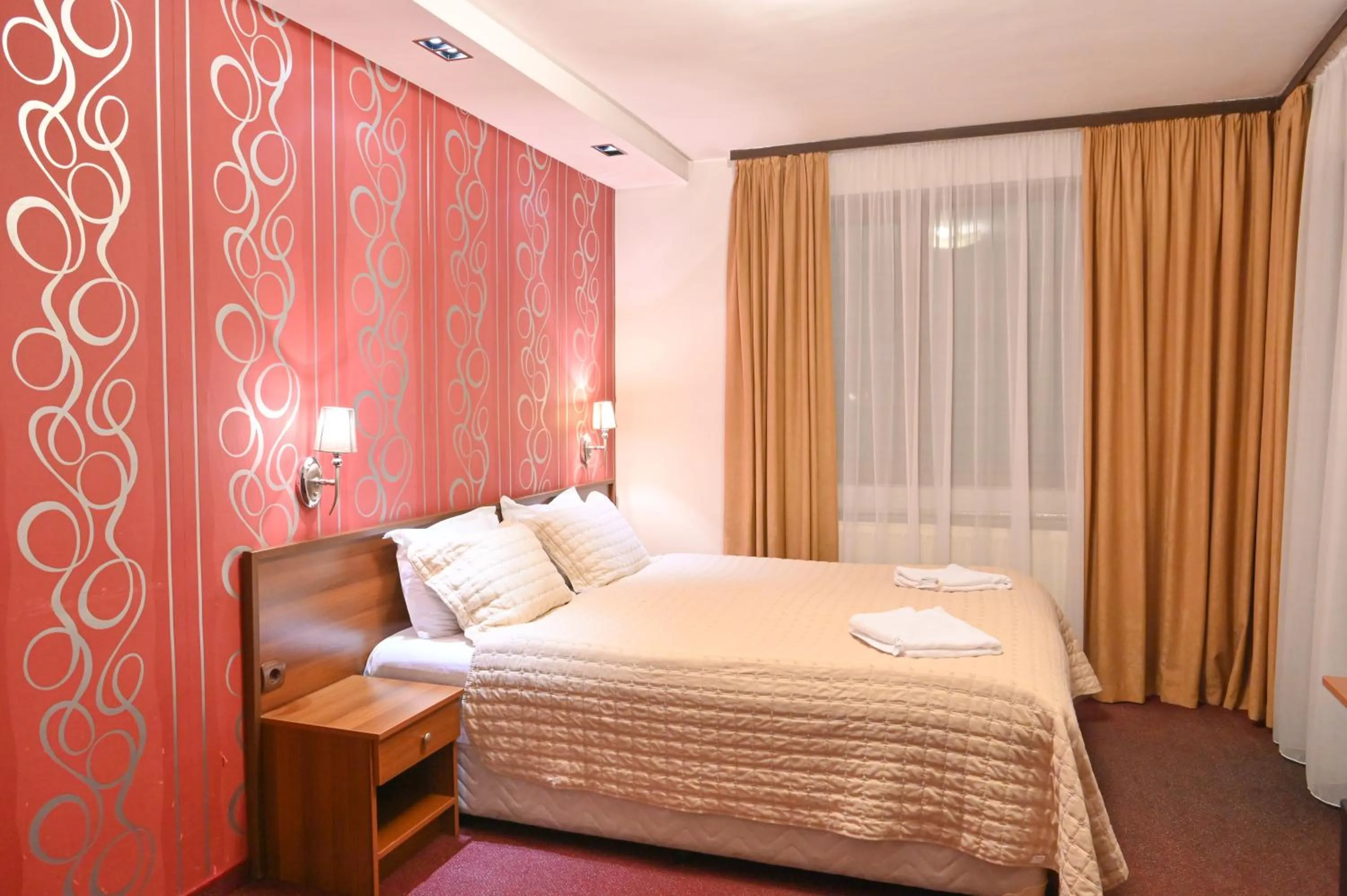 Bed in Hotel Rothmans-Breakfast - Free parking - Lobby