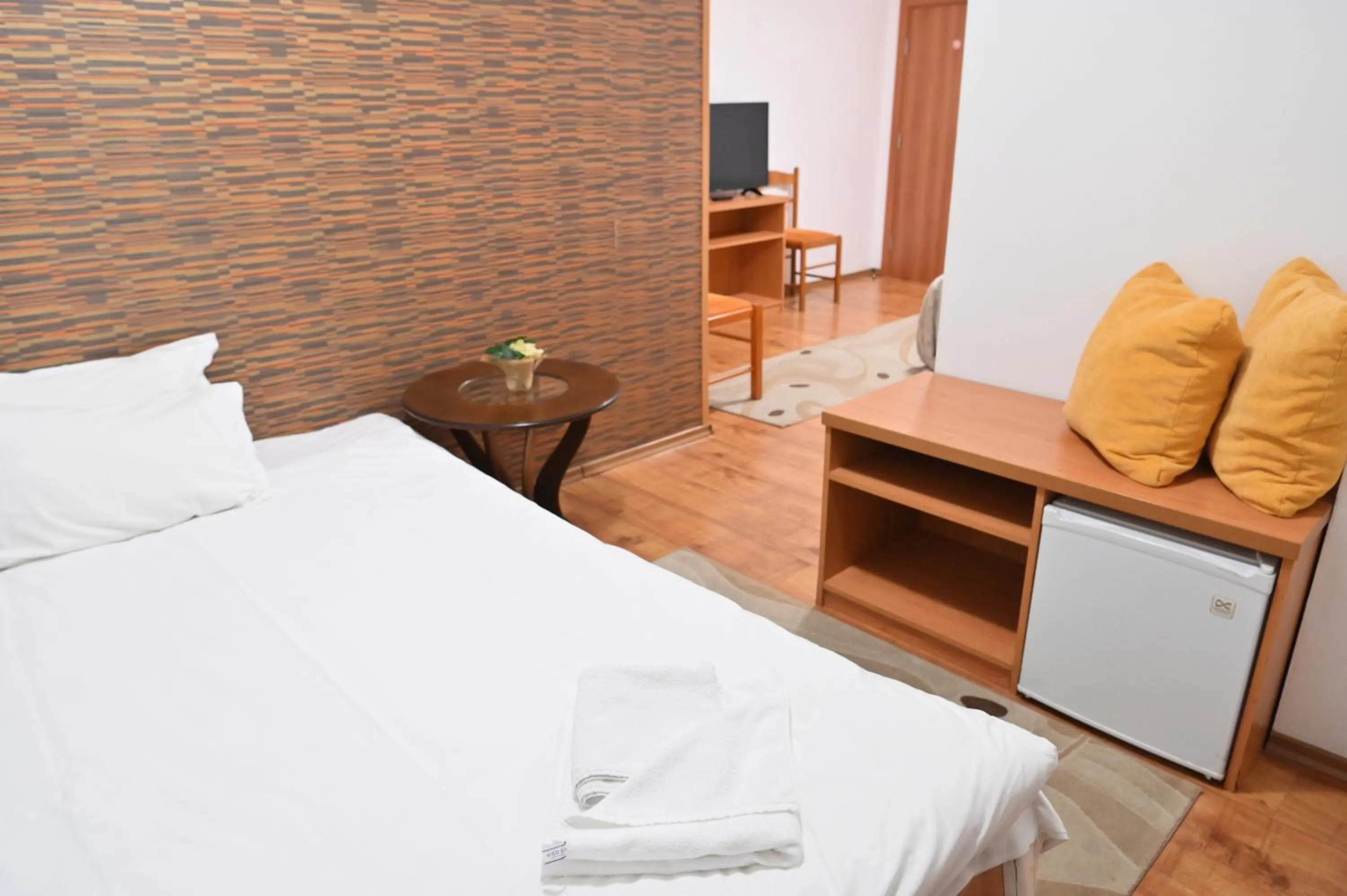 Bed in Hotel Rothmans-Breakfast - Free parking - Lobby