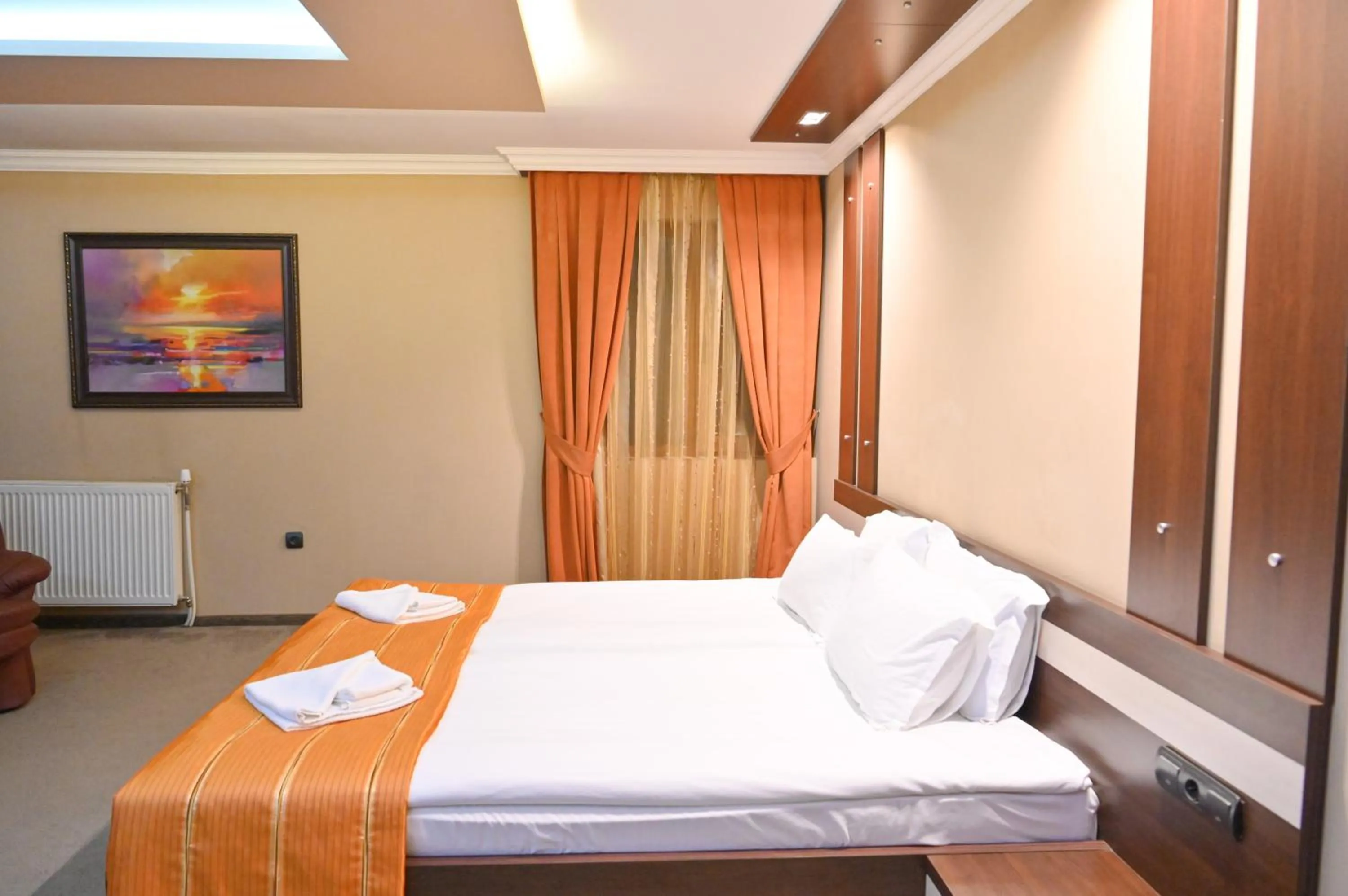 Bed in Hotel Rothmans-Breakfast - Free parking - Lobby