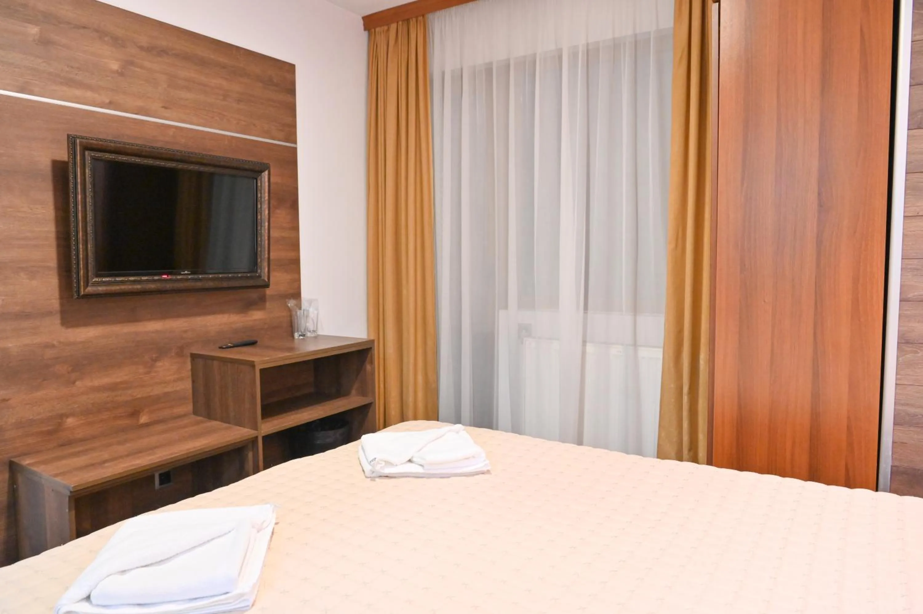 Bed in Hotel Rothmans-Breakfast - Free parking - Lobby