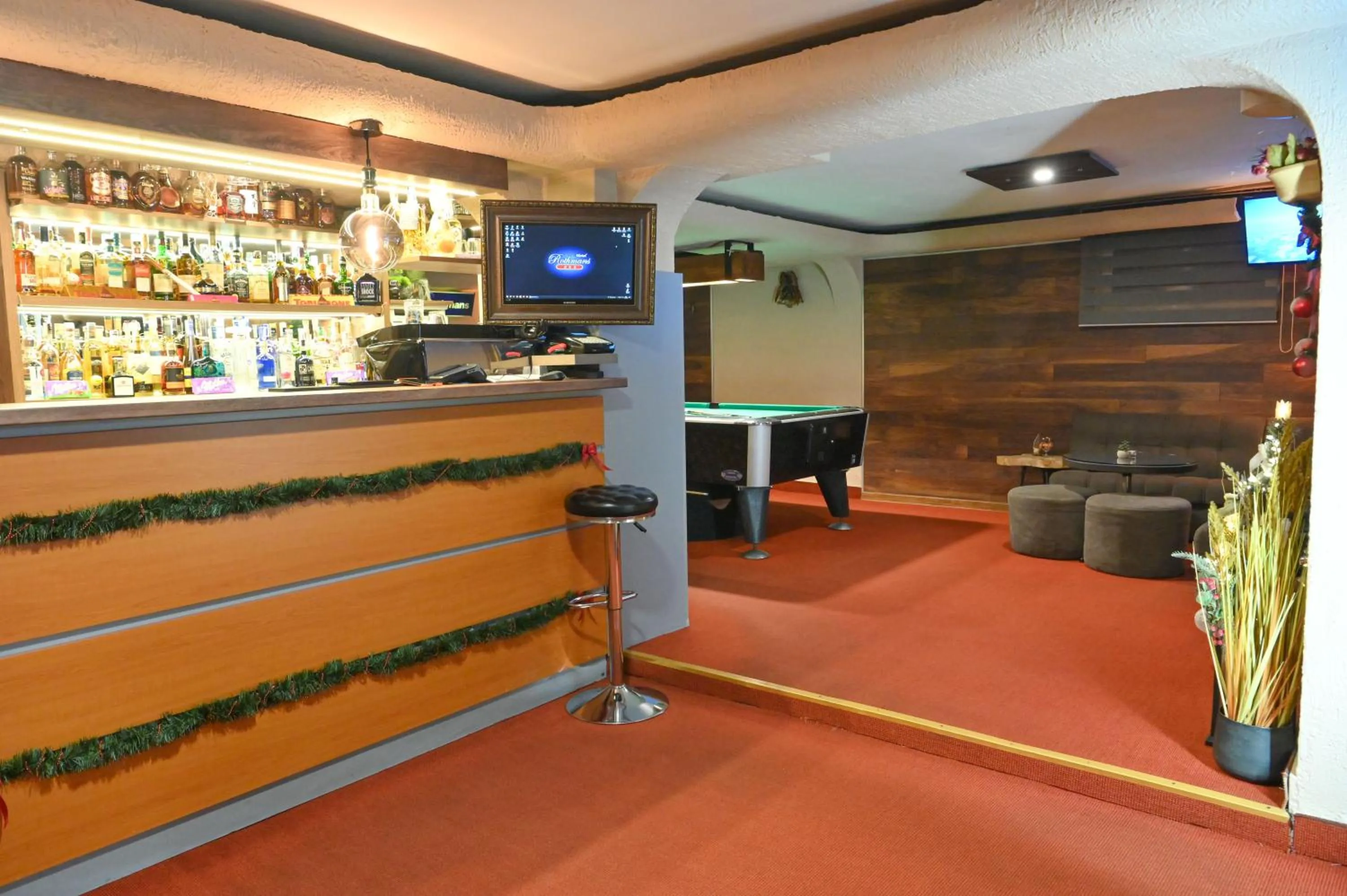 Hotel Rothmans-Breakfast - Free parking - Lobby