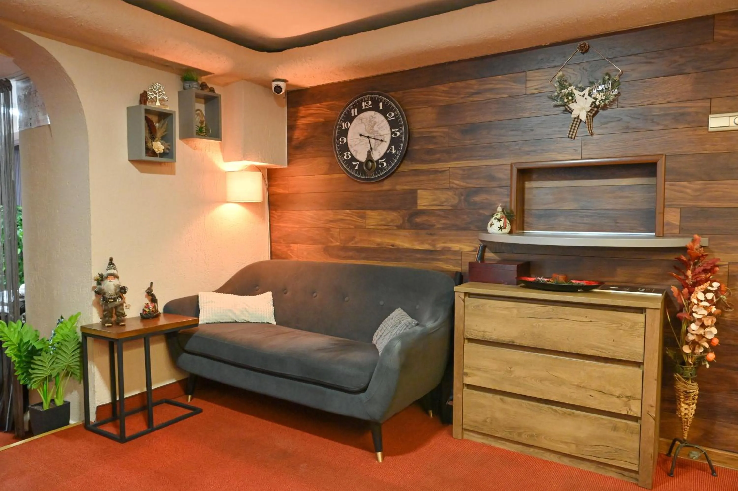 Hotel Rothmans-Breakfast - Free parking - Lobby