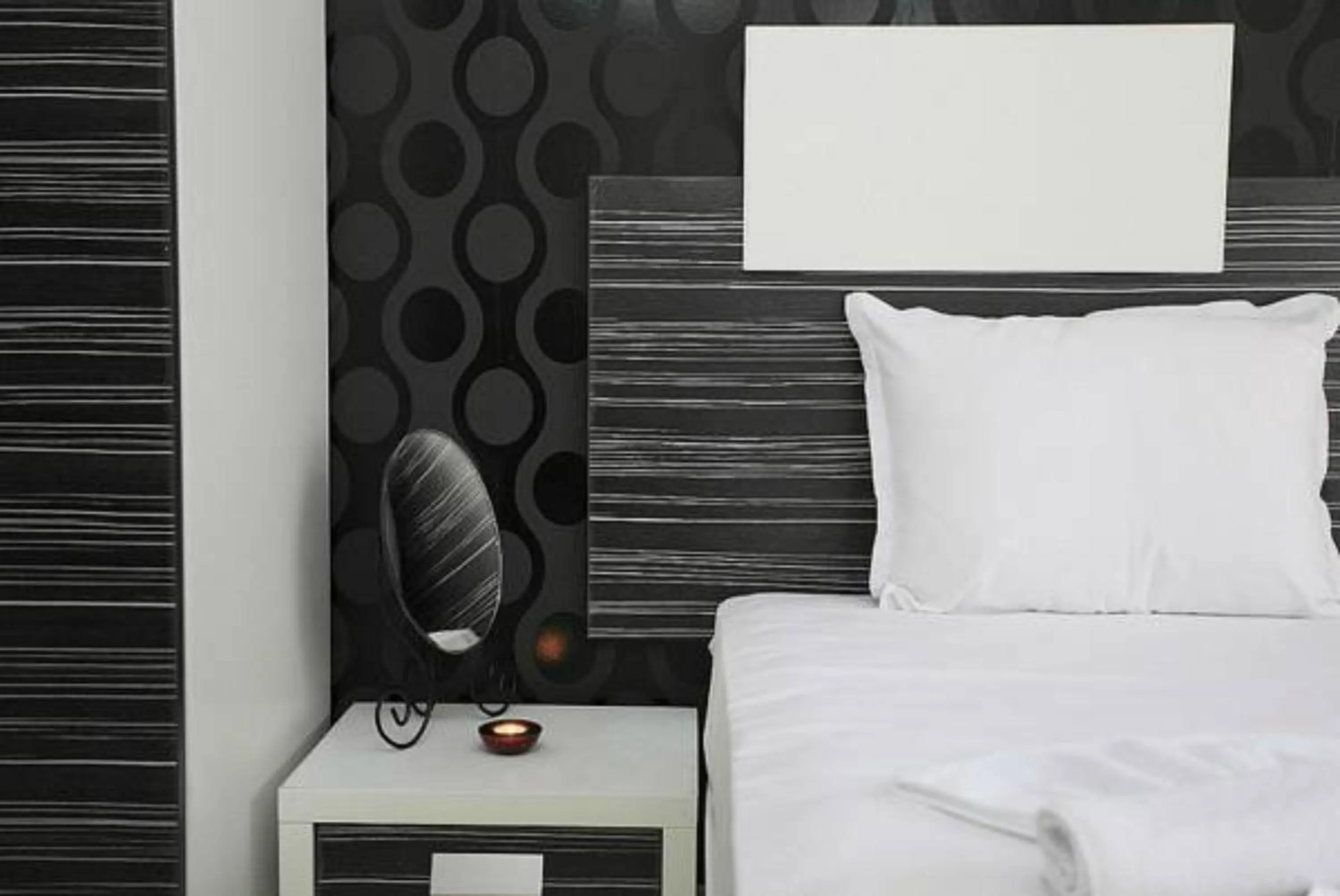 Bed in Boutique Suites Rainbow 4