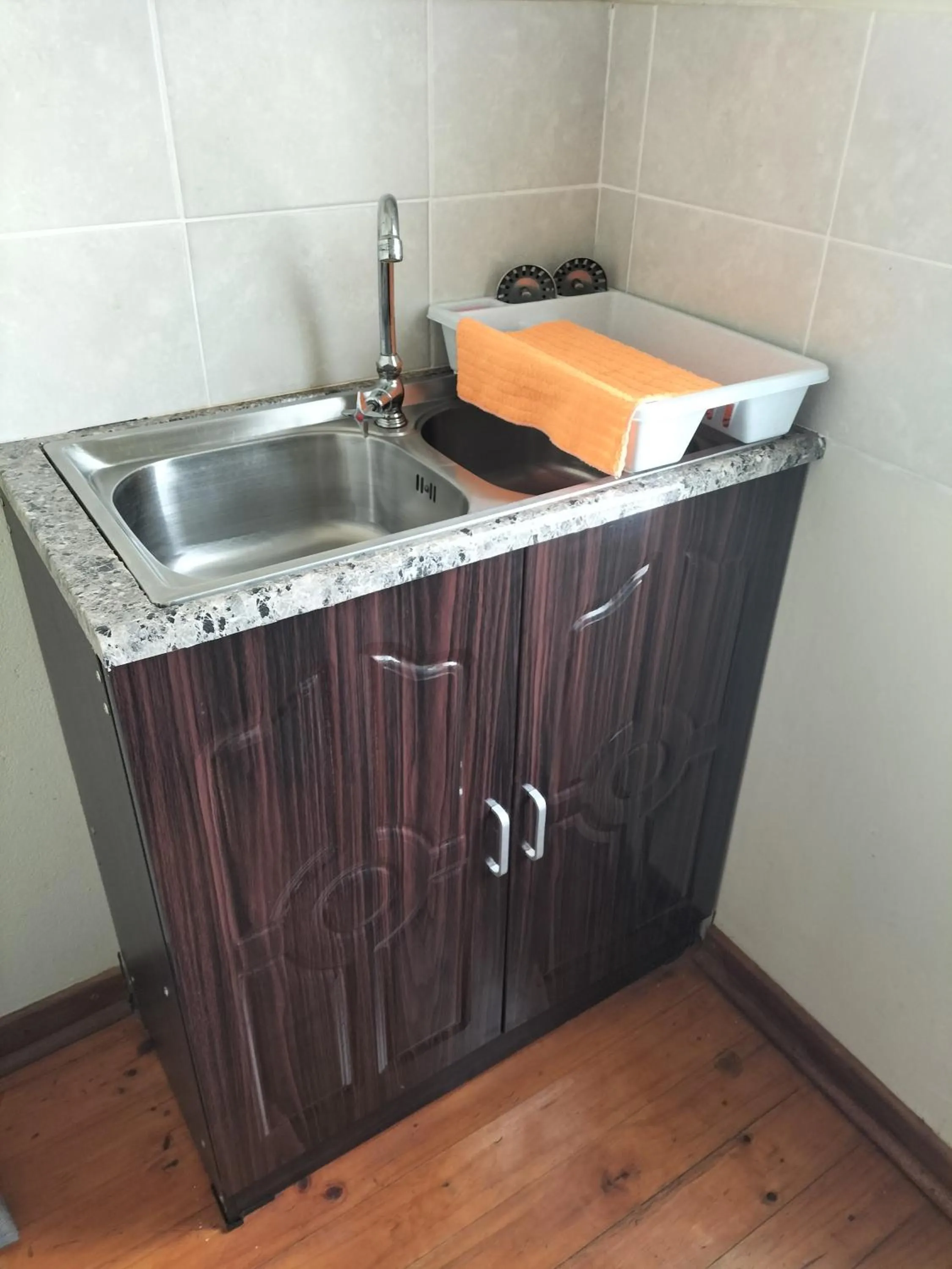 Kitchen or kitchenette in Steytlerville Villa Guest house