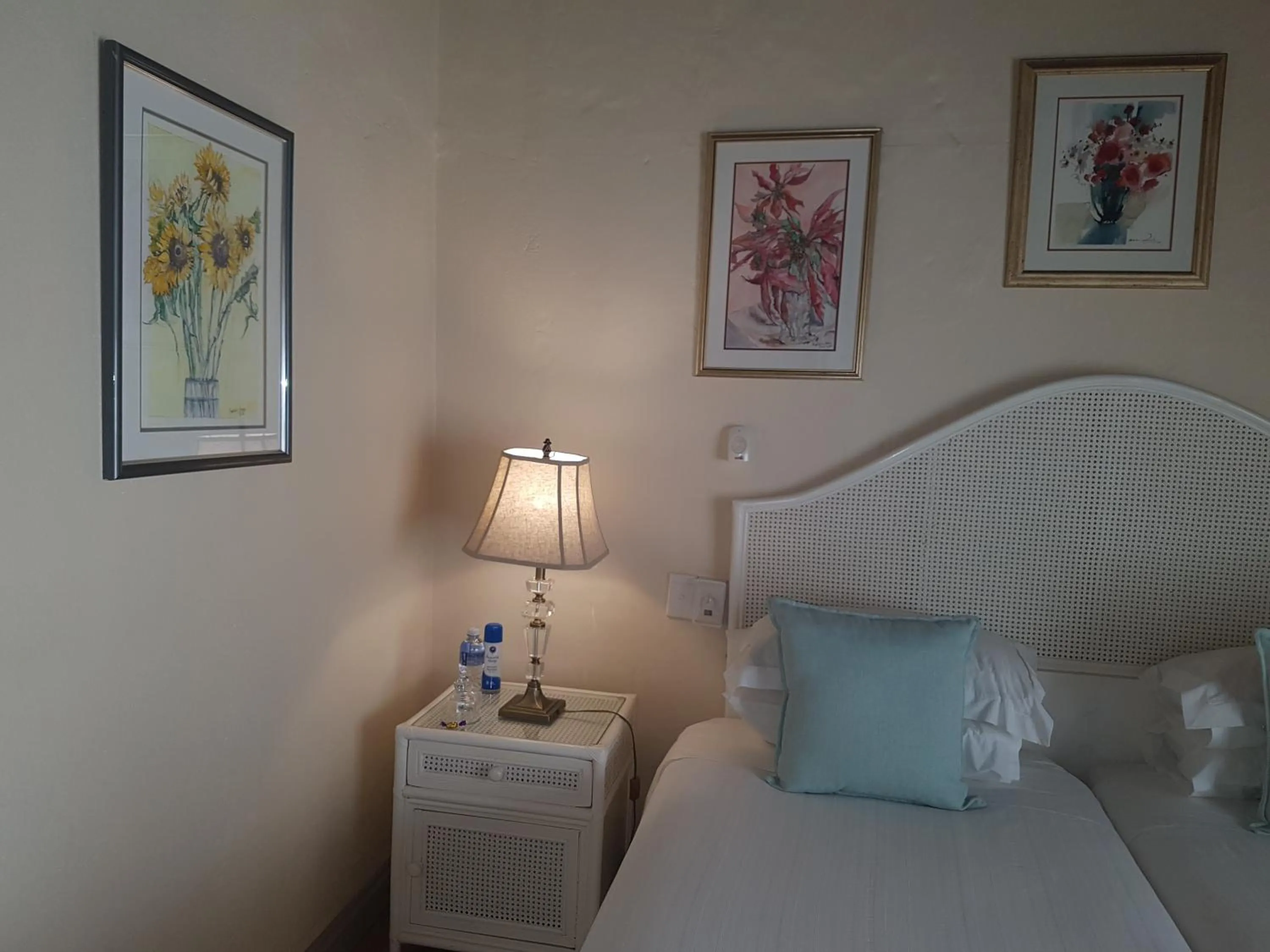 Bedroom, Bed in Steytlerville Villa Guest house