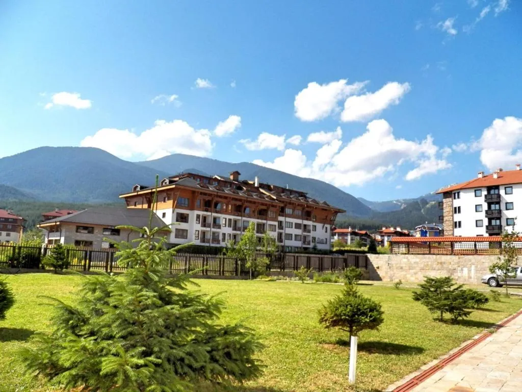 Garden view in Aparthotel Aspen
