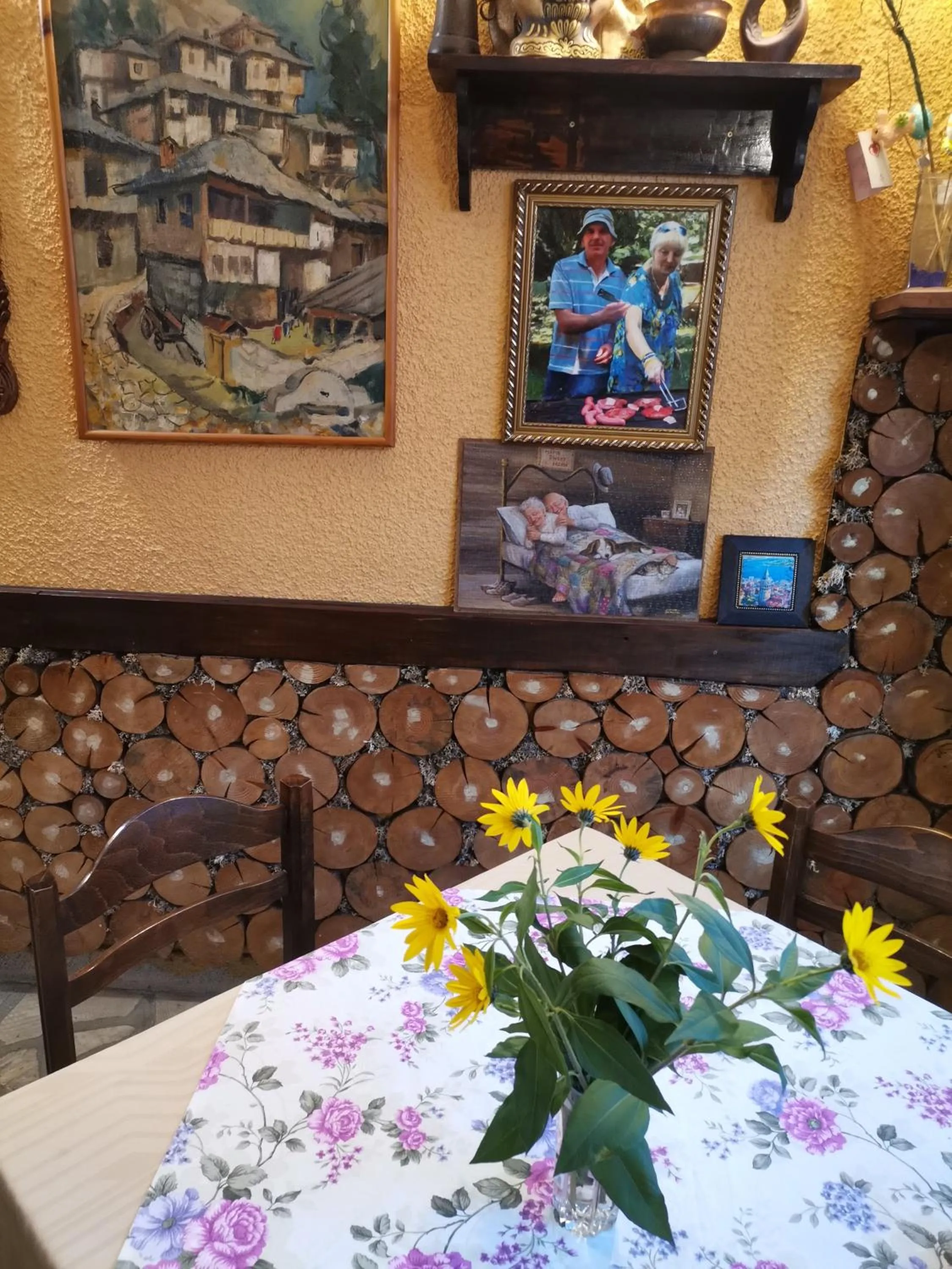 Restaurant/places to eat in Family Hotel Santo Bansko