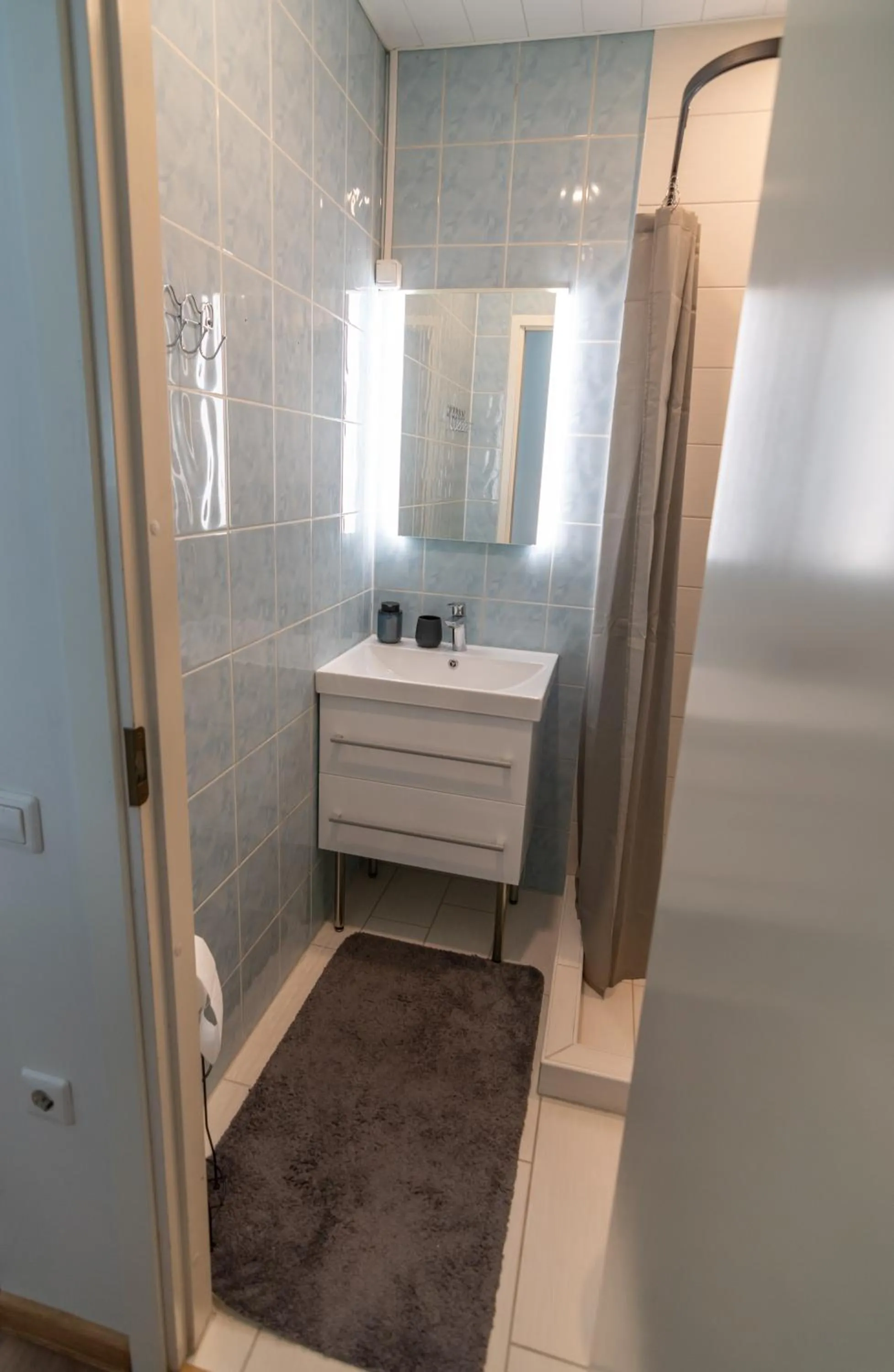 Bathroom in Nikolai 9 City Centre Apartment